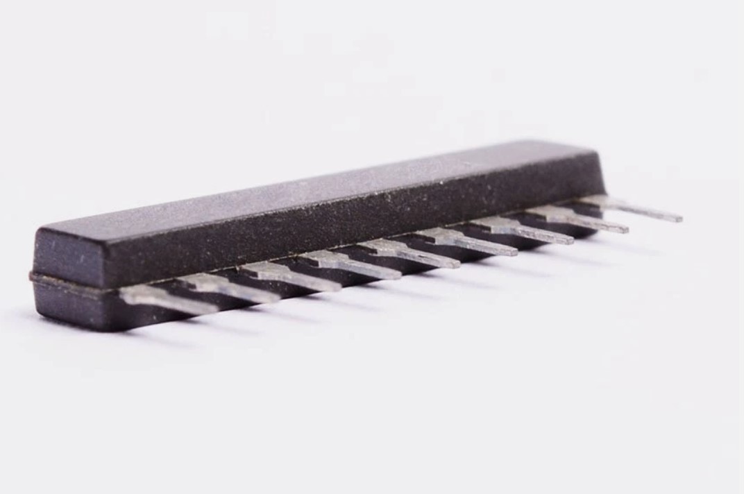 AN6040 IC 9 PIN