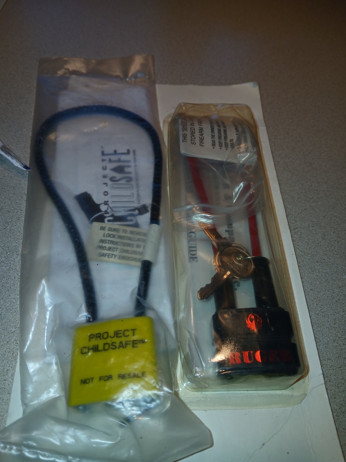 NIP Ruger Black Cable Gun Lock W/ Instructions & 2 Keys 2 Locks FREE SHIP