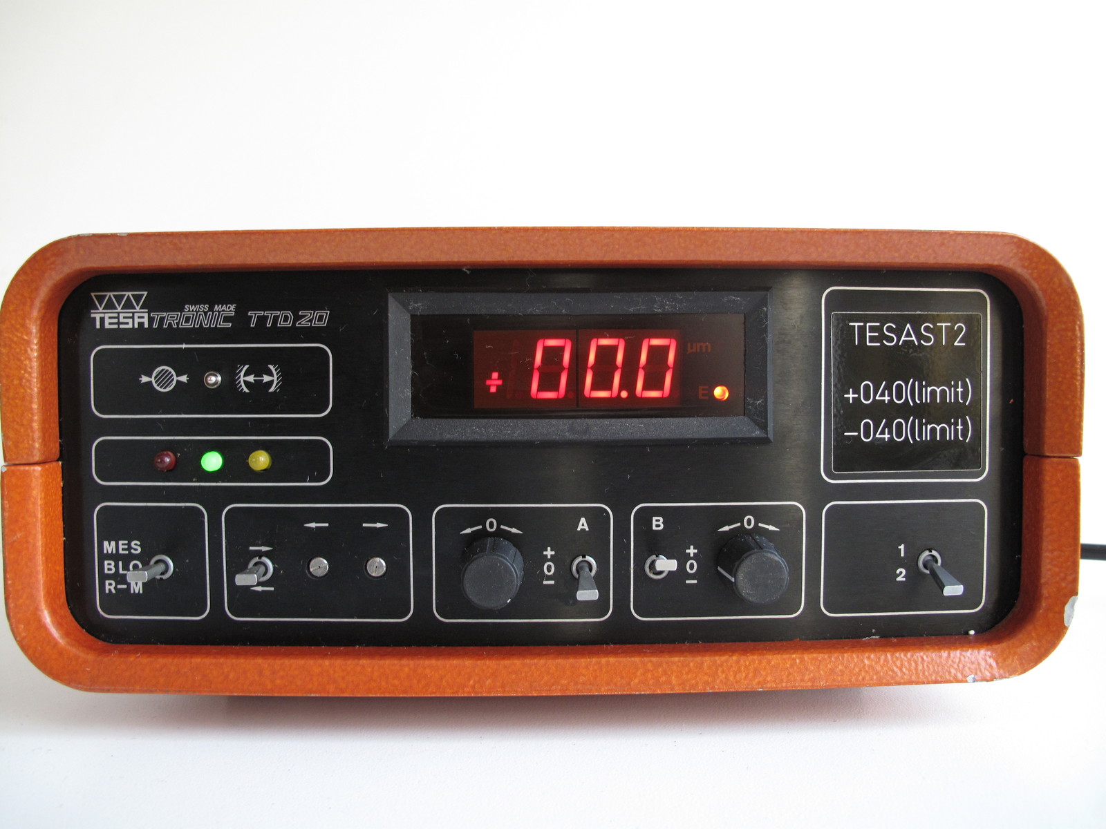 TESATRONIC TTD20, TESATRONIC 544.1018 Length Measuring READOUT CONTROLLER