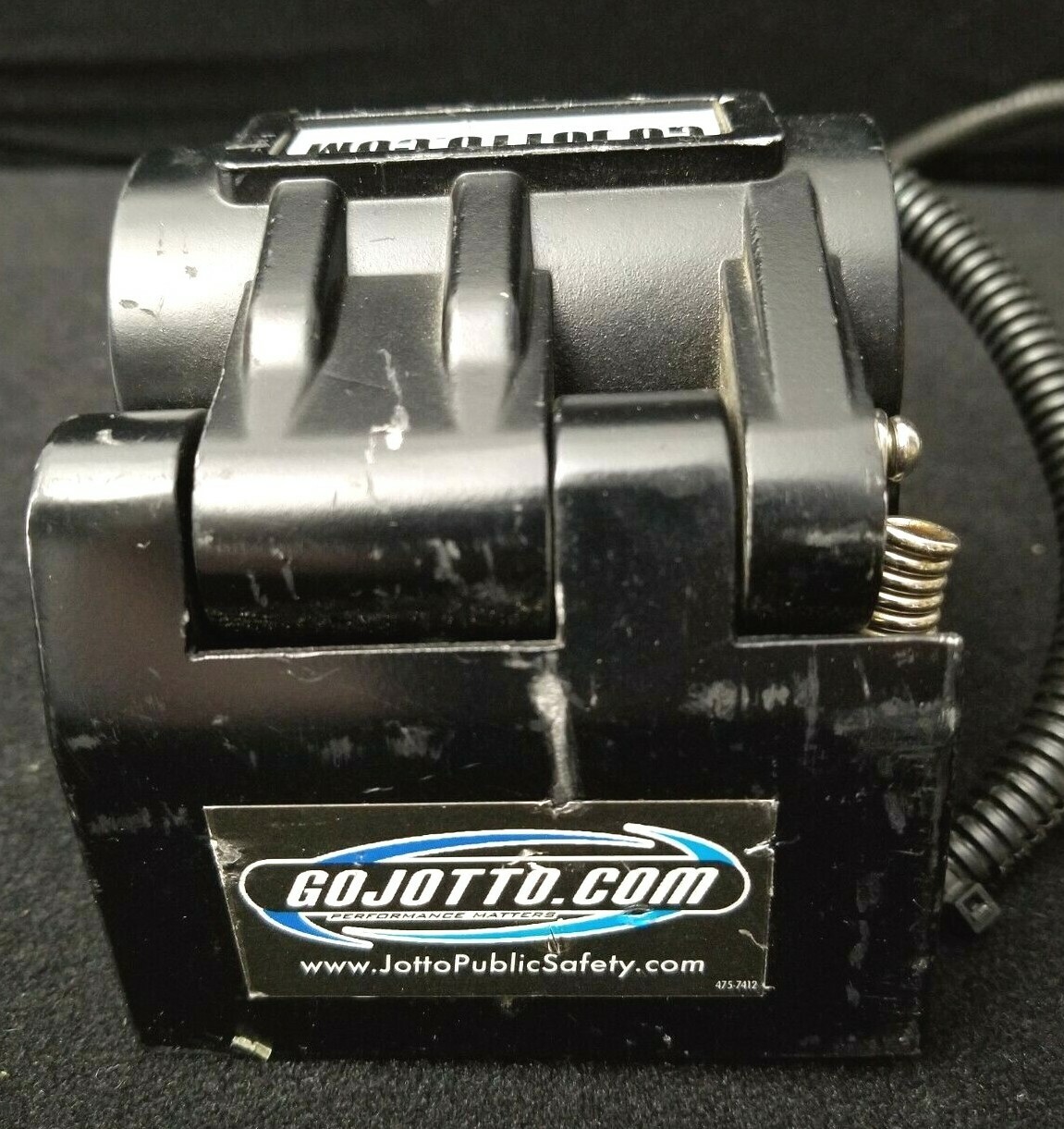 GO JOTTO.COM Rifle Vertical Lock only Frame not included Used Great Condition