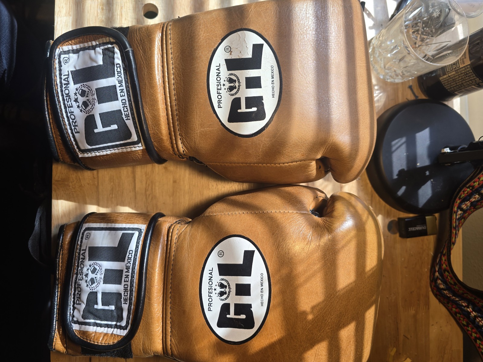 Gil 16oz Hybrid Boxing Gloves