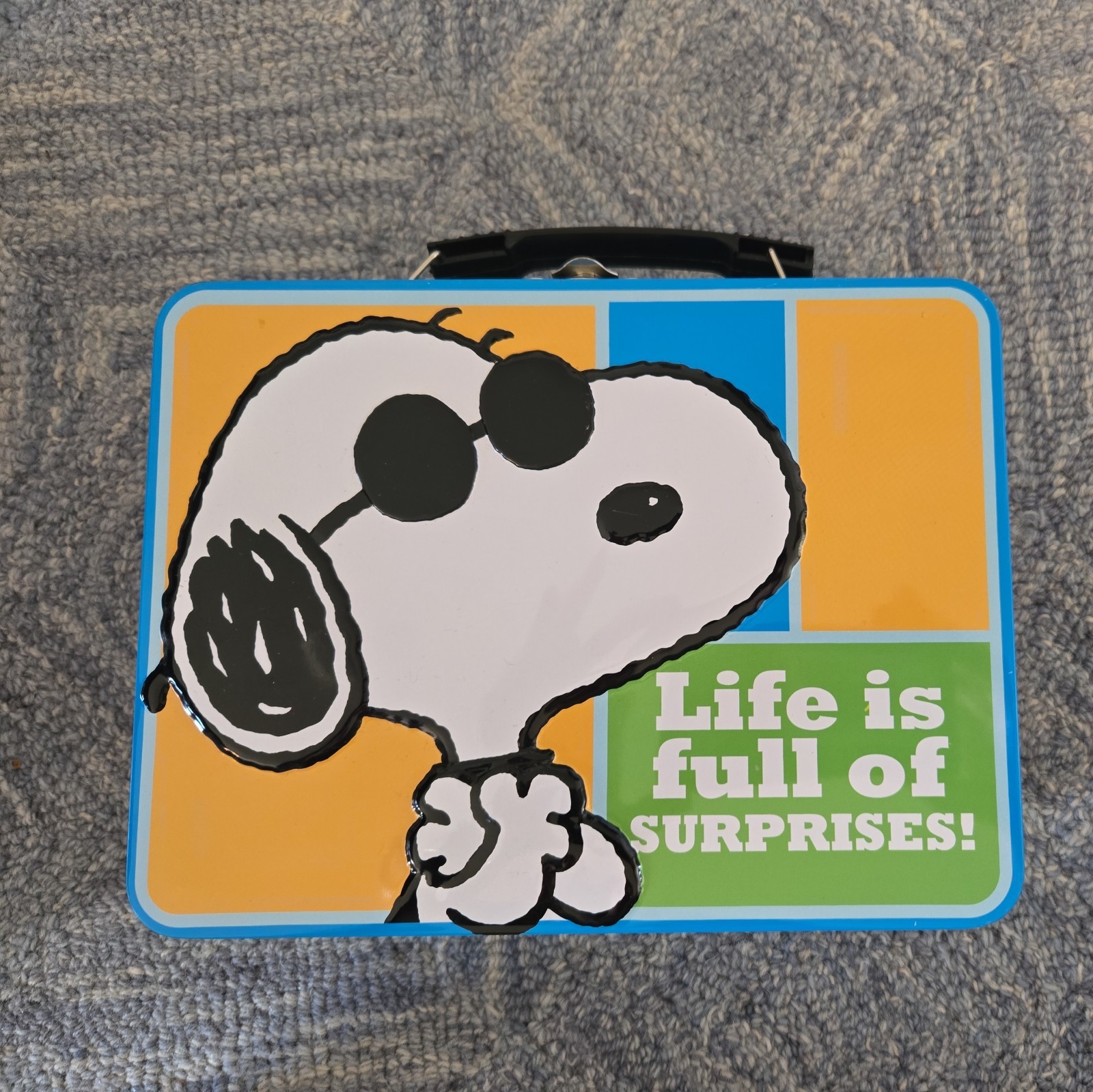 Peanuts Snoopy Metal Lunchbox