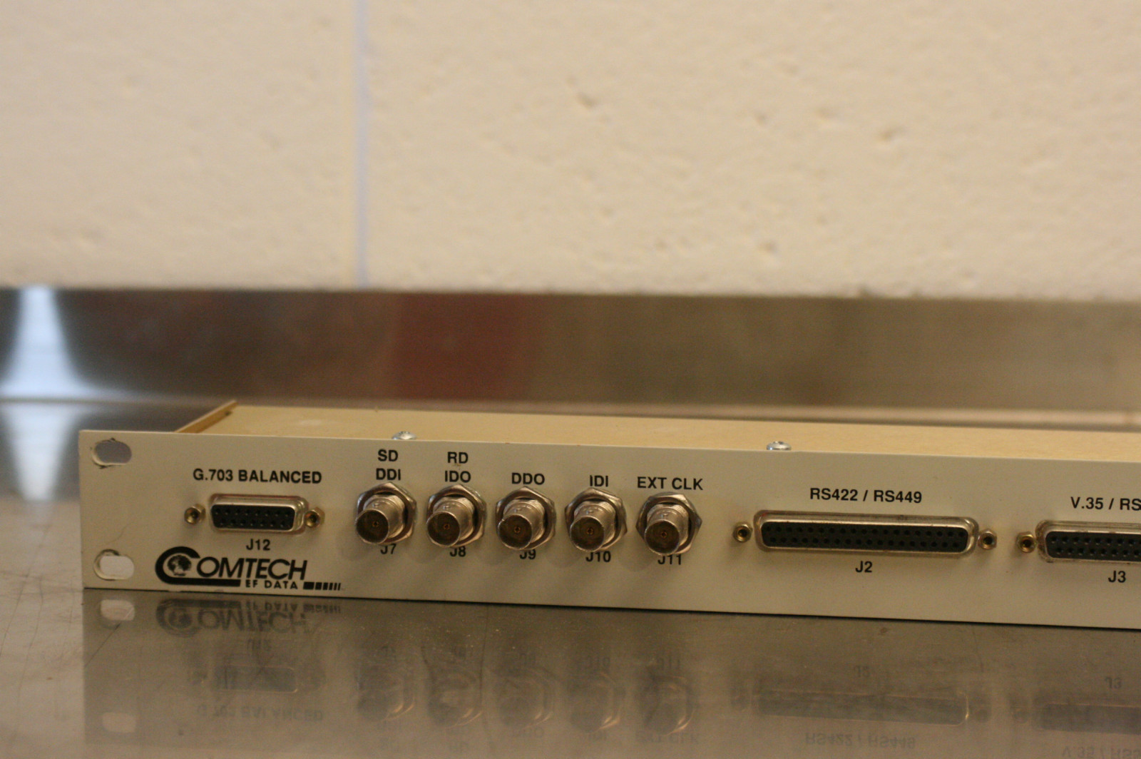 COMTECH EF DATA SATELLITE UB-530 UNIVERSAL BREAKOUT PANEL