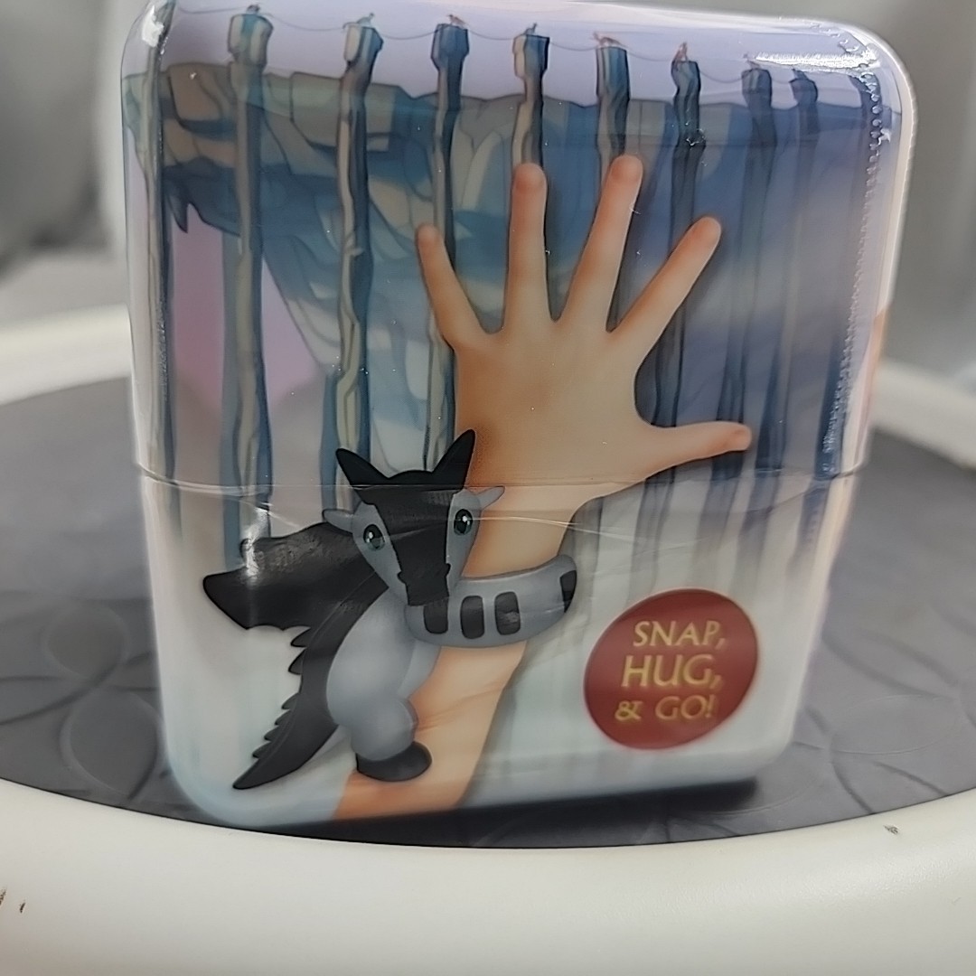 Tui T Sutherland's Wings of Fire Cutie Cuff Dragon Blind Box