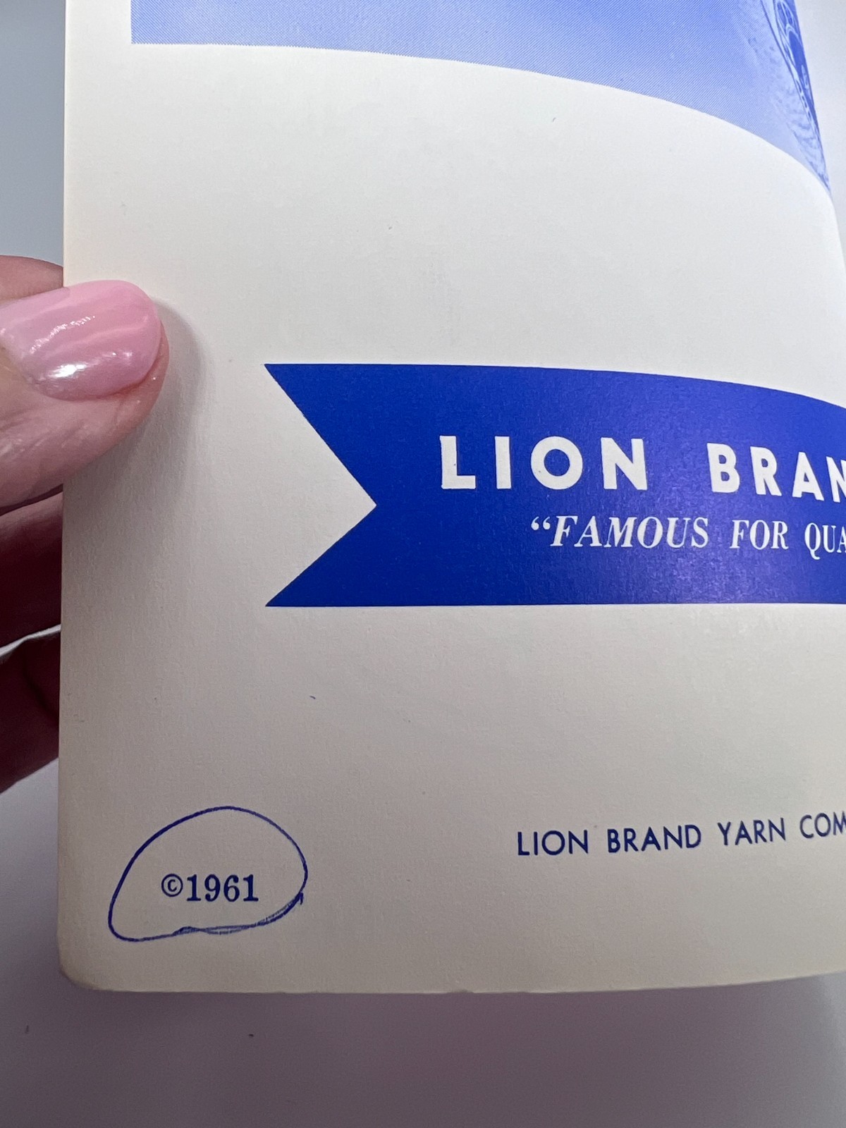 Vintage 1961 Learn to Knit & Crochet Book Lion Brand Yarn Co #300 Beginner Guide