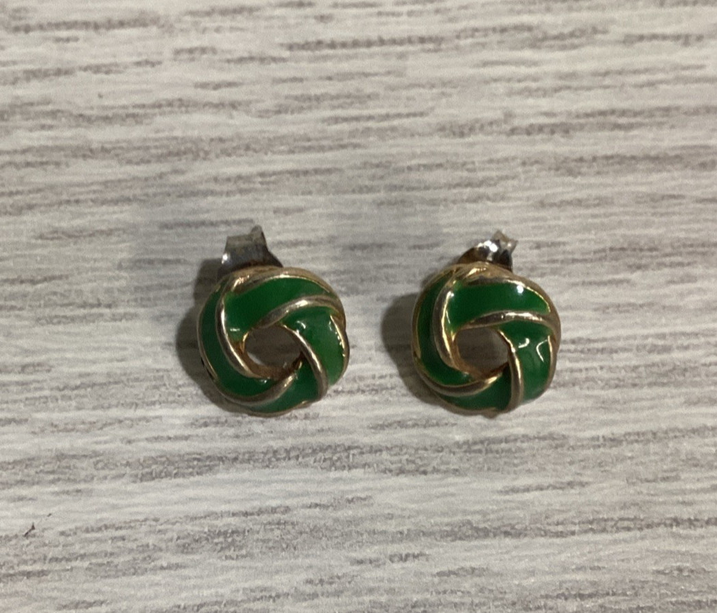 Goldtone Earrings w/ Green Enamel Weave Knotted Pattern Circle Vintage