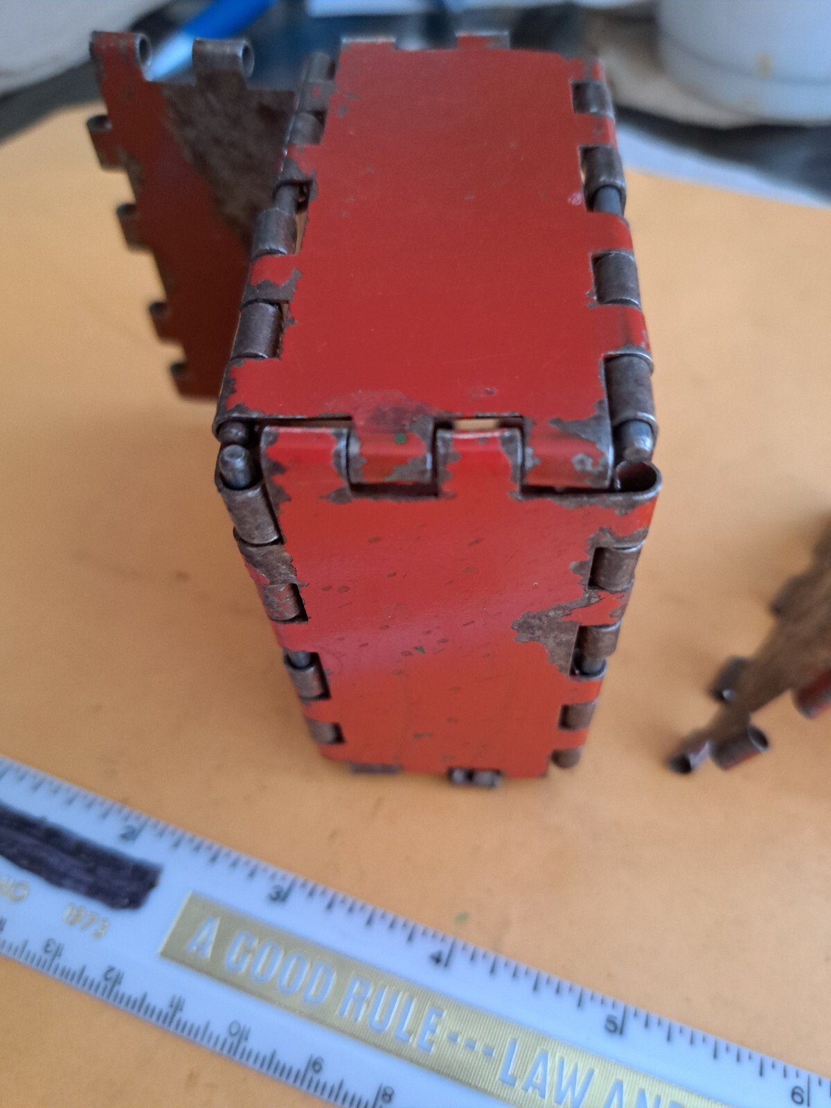 Mystery Metal Hinged Box. (Collapsible??)