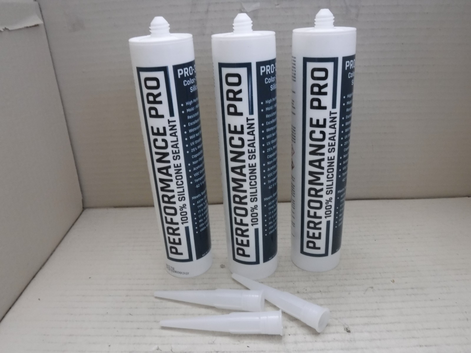 ( 3-Pack ) PERFORMANCE PRO PRO-3000 Color-Tinted ( White ) 100% Silicone Sealant