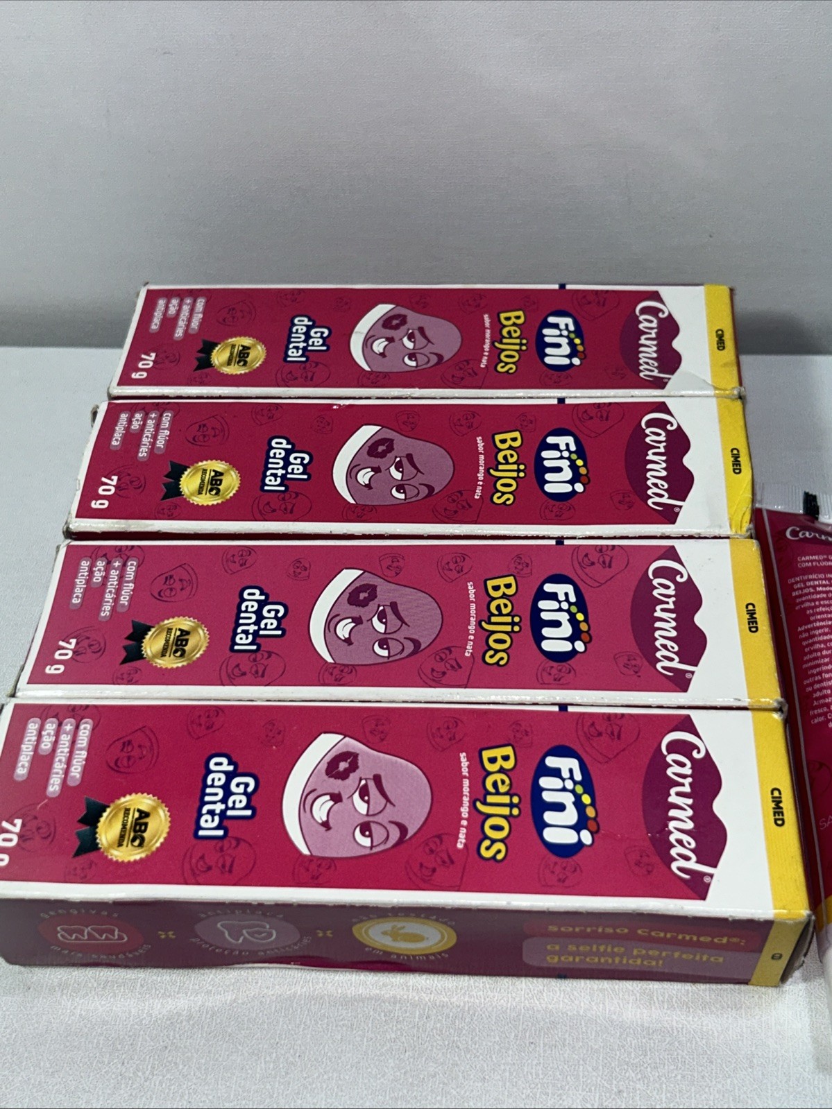 5 New Carmed Fini Beijos Strawberry Toothpaste, 1 Missing Box