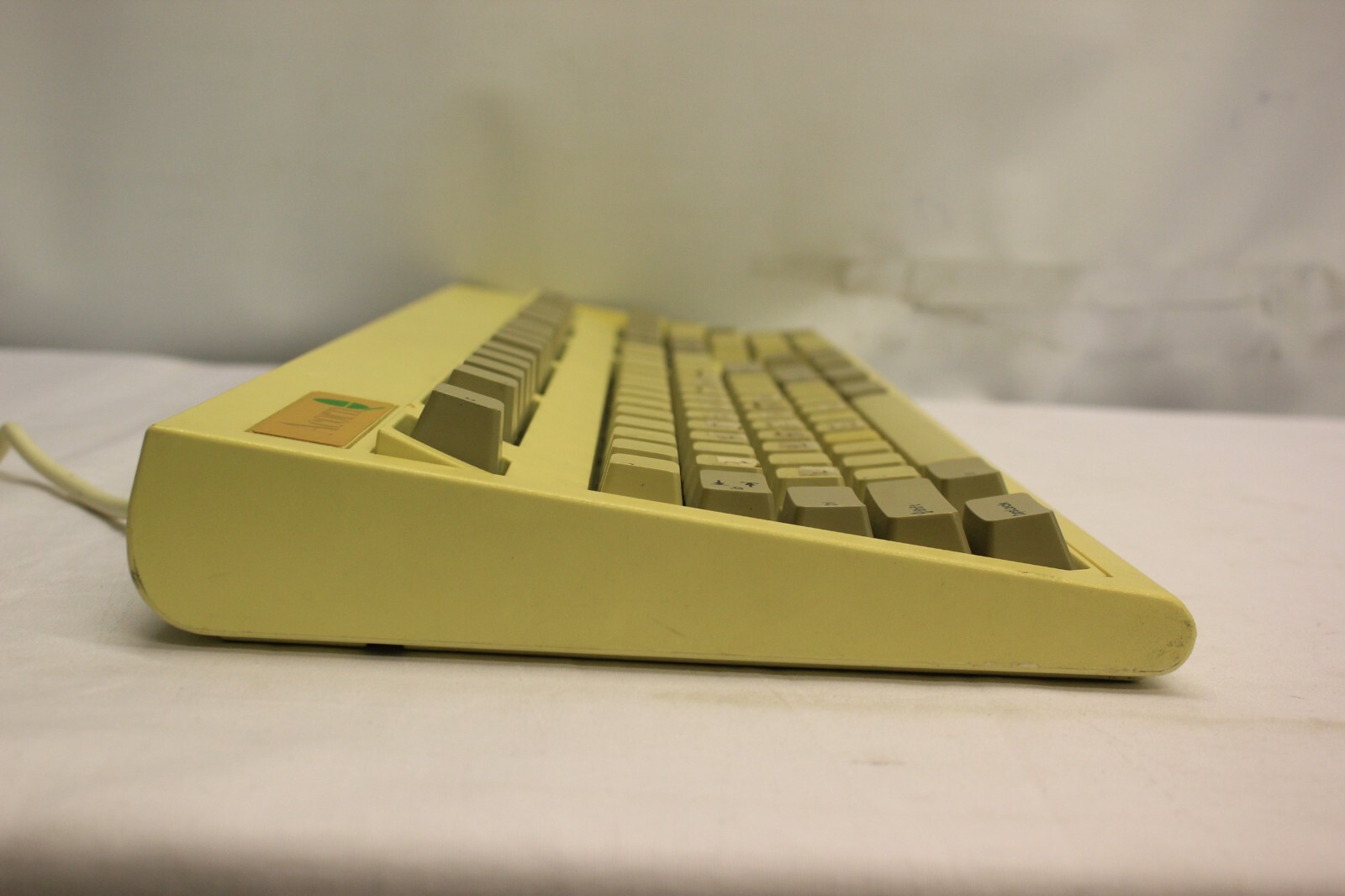 ACORN E03610ACORN KEYBOARD 0391,100 VINTAGE UNTESTED