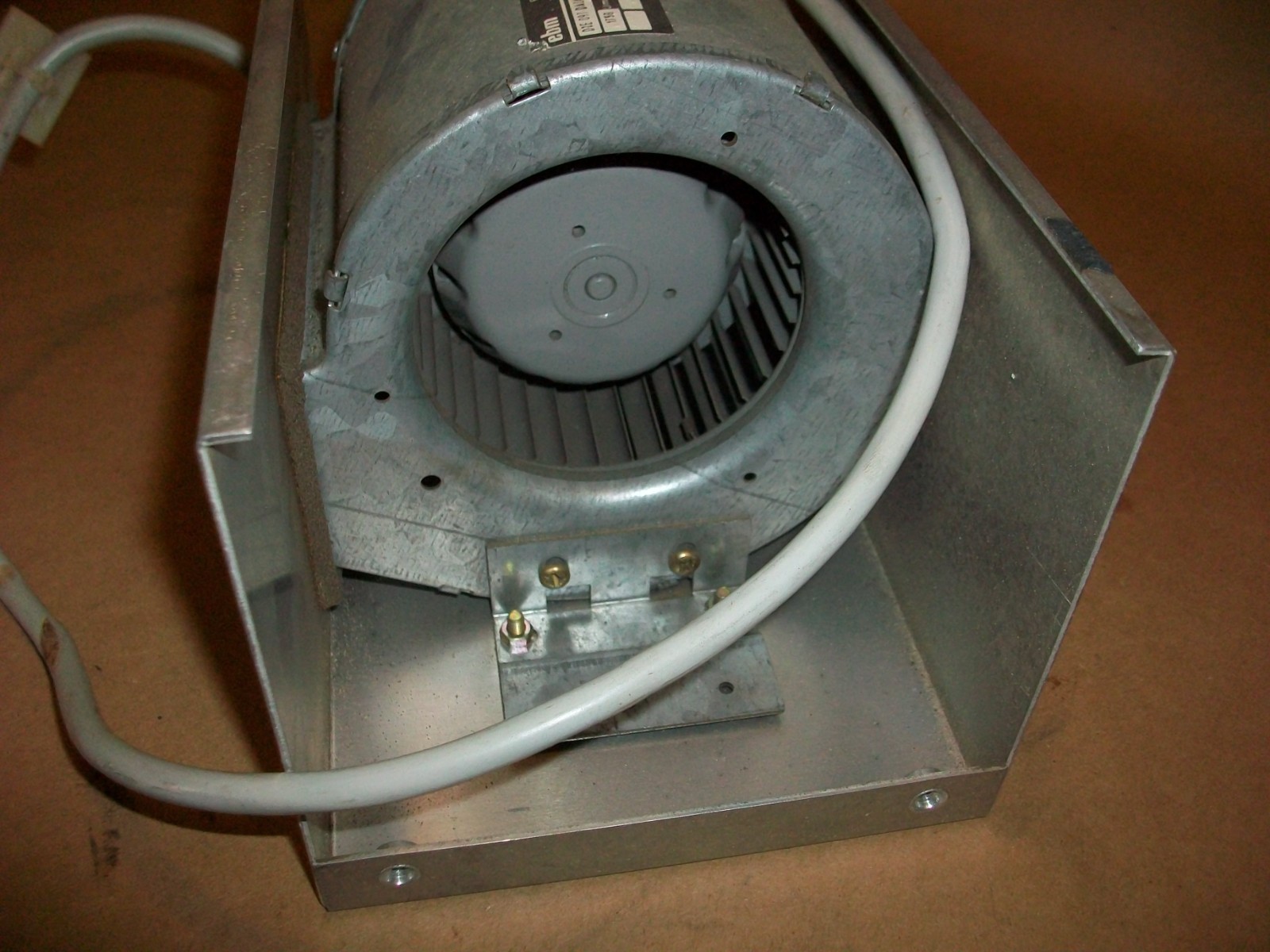 EBM Blower D2E097DA0605 220V 40 watt USED