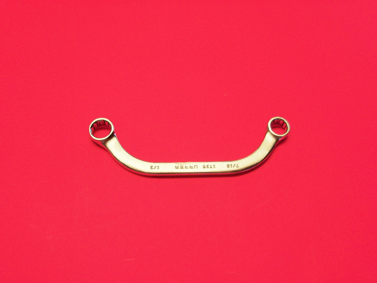 j4242 DETROIT DIESEL FUEL PUMP WRENCH DETROIT DIESEL WATER PUMP WRENCH J4242