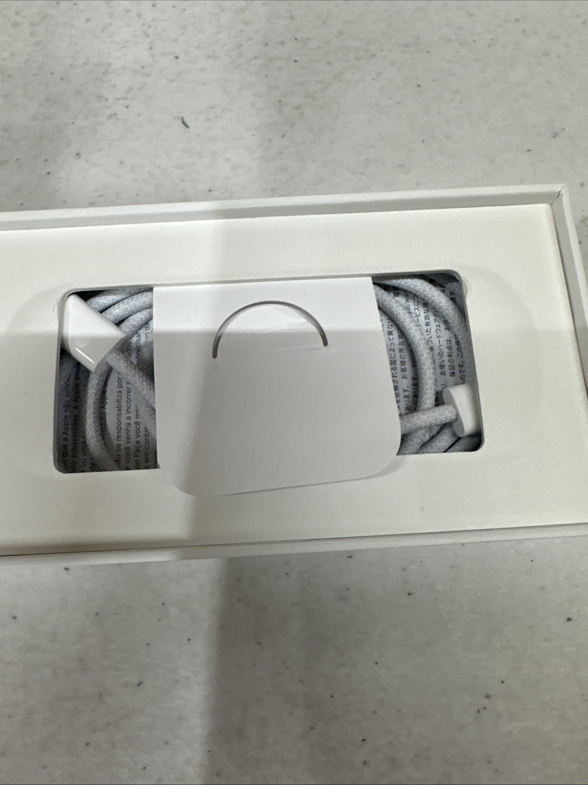 Apple Magic Mouse USB-C Multi-Touch MXK53AM/A Genuine A3204 - White