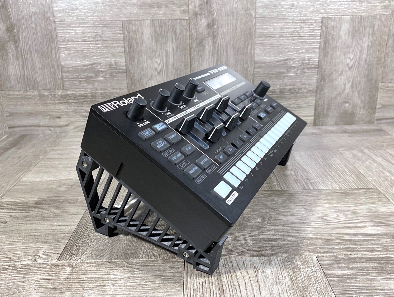 30º Angle Stand for Roland TR-6S Drum /  MC-101 Groovebox - HW - BLACK - USA