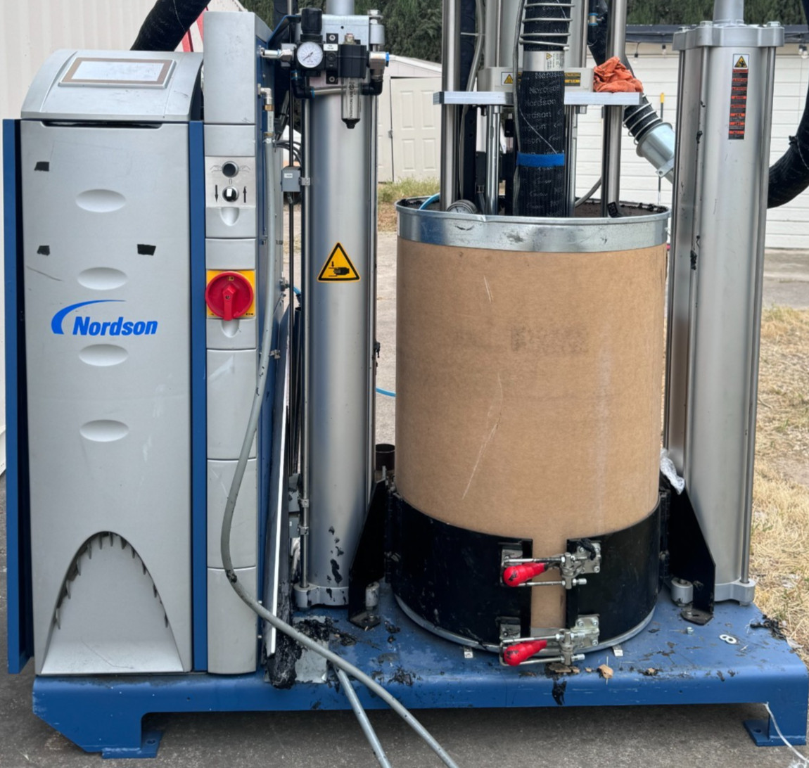 NORDSON VERSA DRUM HOT MELT GLUE MELTER  SYSTEM 8127658 1612001 VD200-RD4A2HN/MP