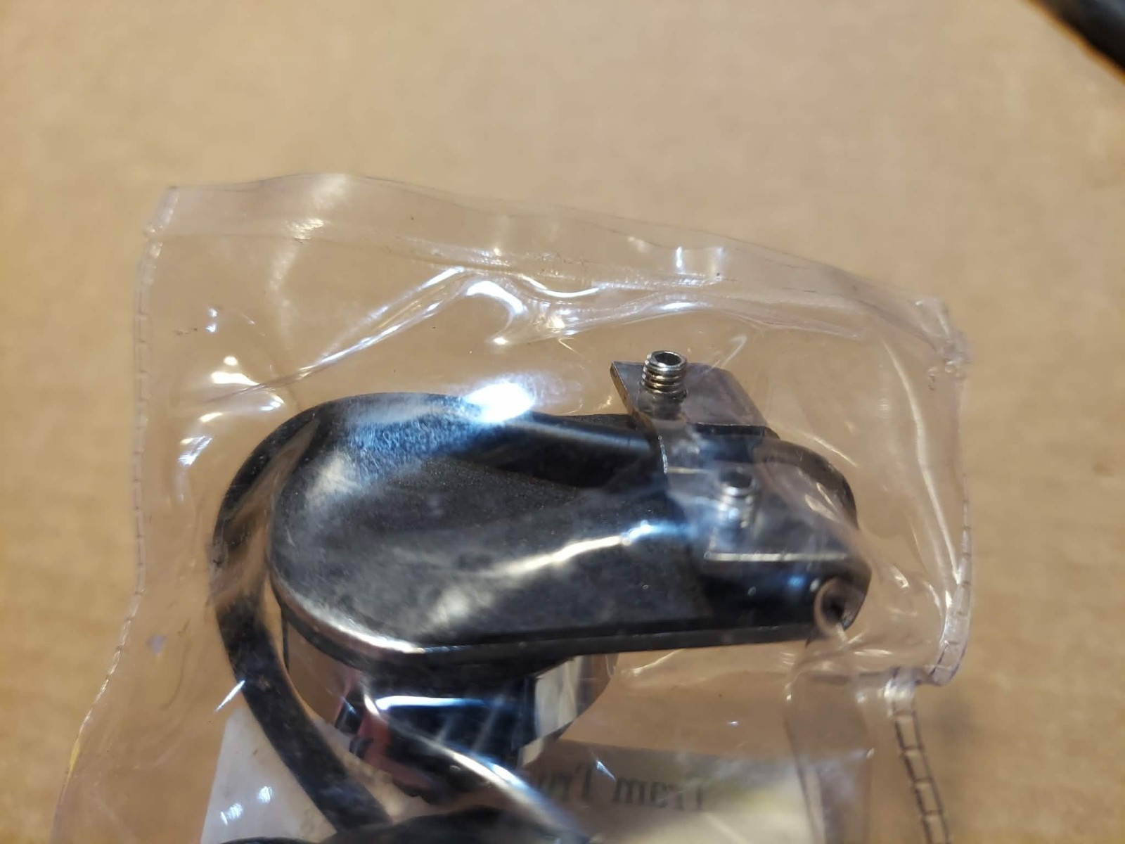 TRAM TRUNK LIP MOUNT (T3246) ~~ NEW!!~~