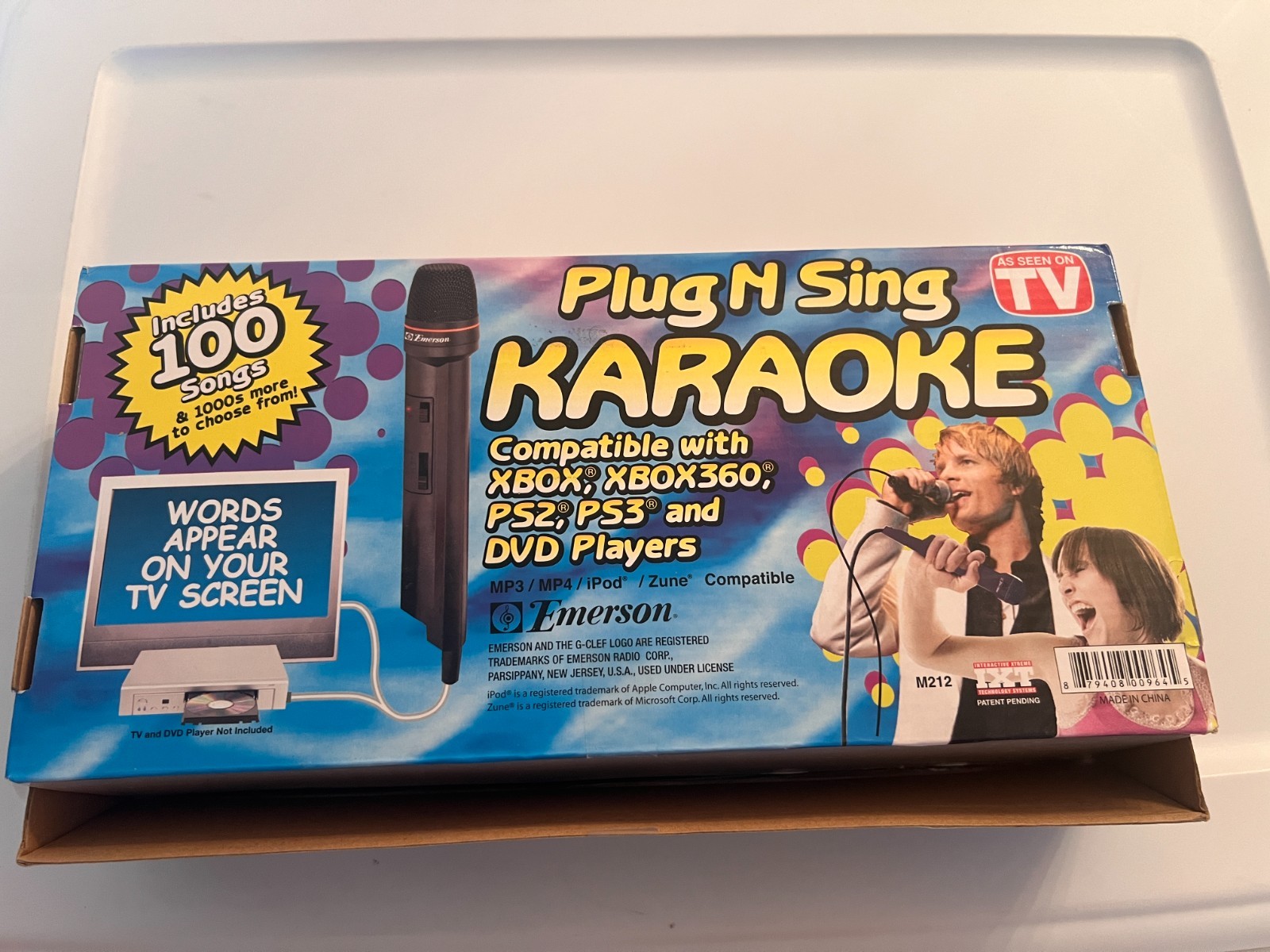 Karaoke Emerson Microphone Plug N Sing XBOX 360 200 Songs PS3 PS2 & DVD Player