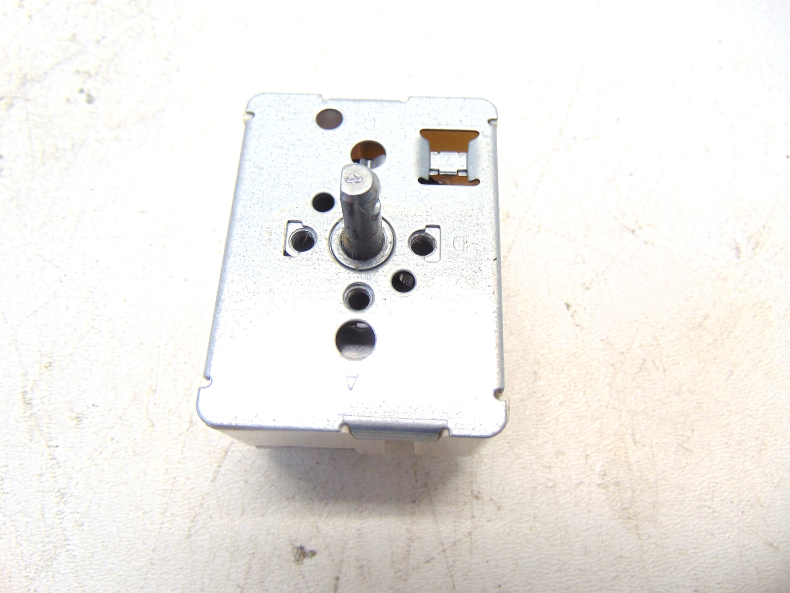 Frigidaire Electric Range BGEF3032KBB Small Surface Element Control Switch