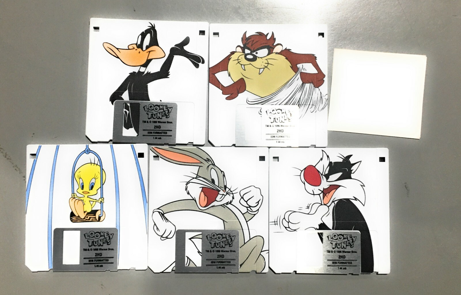 LOONEY TUNES DISKETTES TAZ DEVIL-BUGS-DAFFY-TWEETY - *NEW* (5-Pack) 3.5"