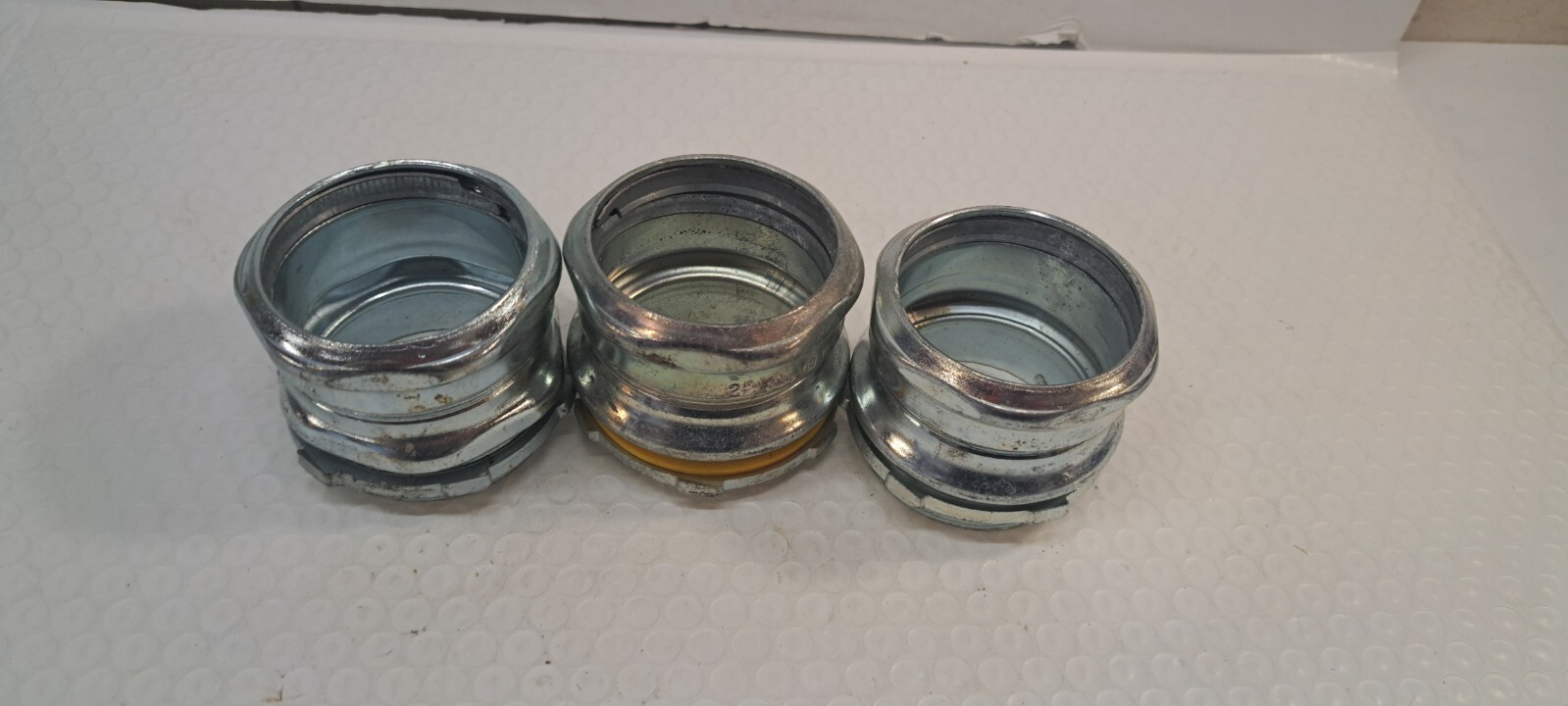 (Qty. 3) 2 inch EMT Rigid Compression Type Box Connector