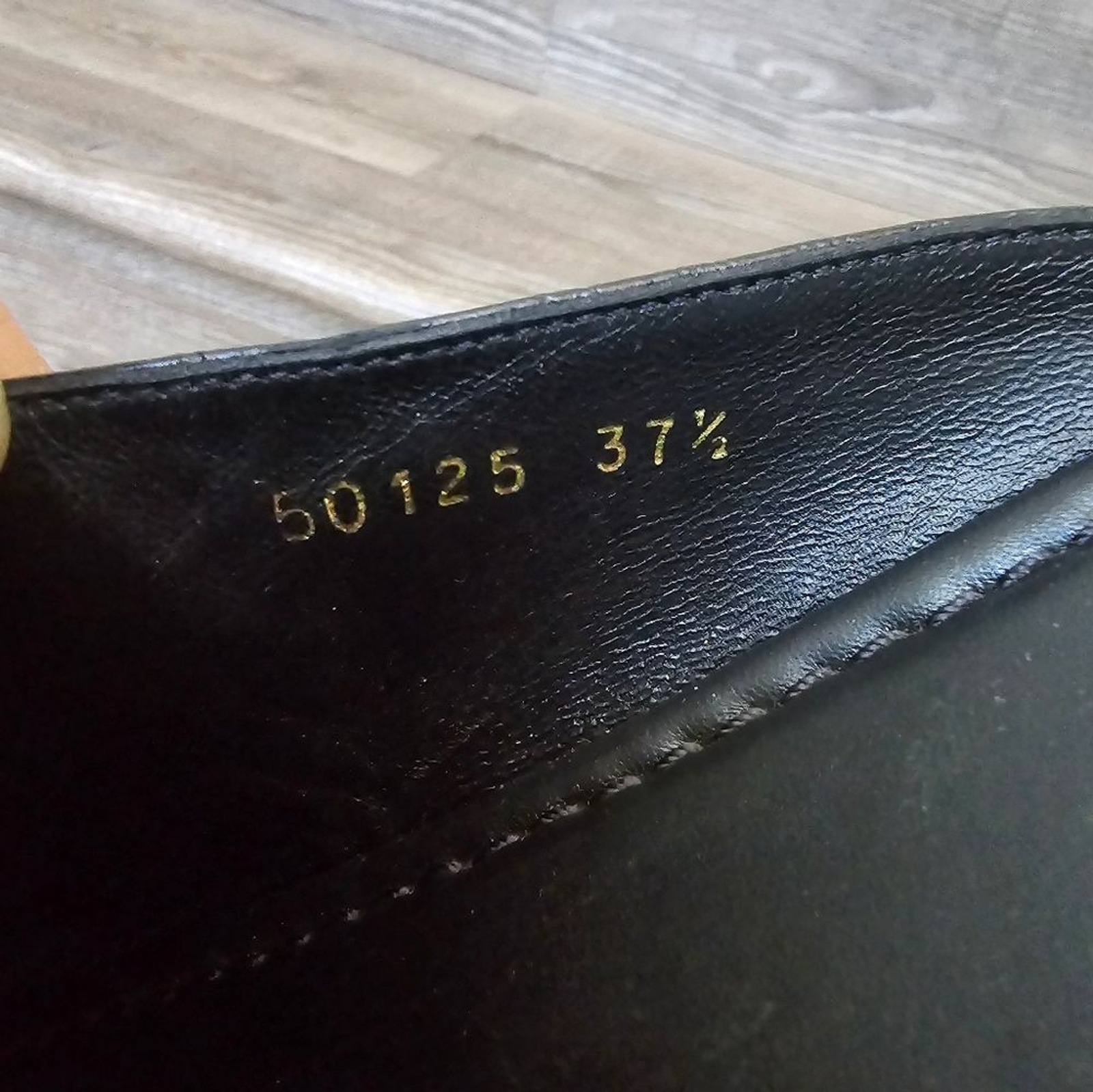 FRAME Le Hewitt croc-embossed leather slides size 37 1/2