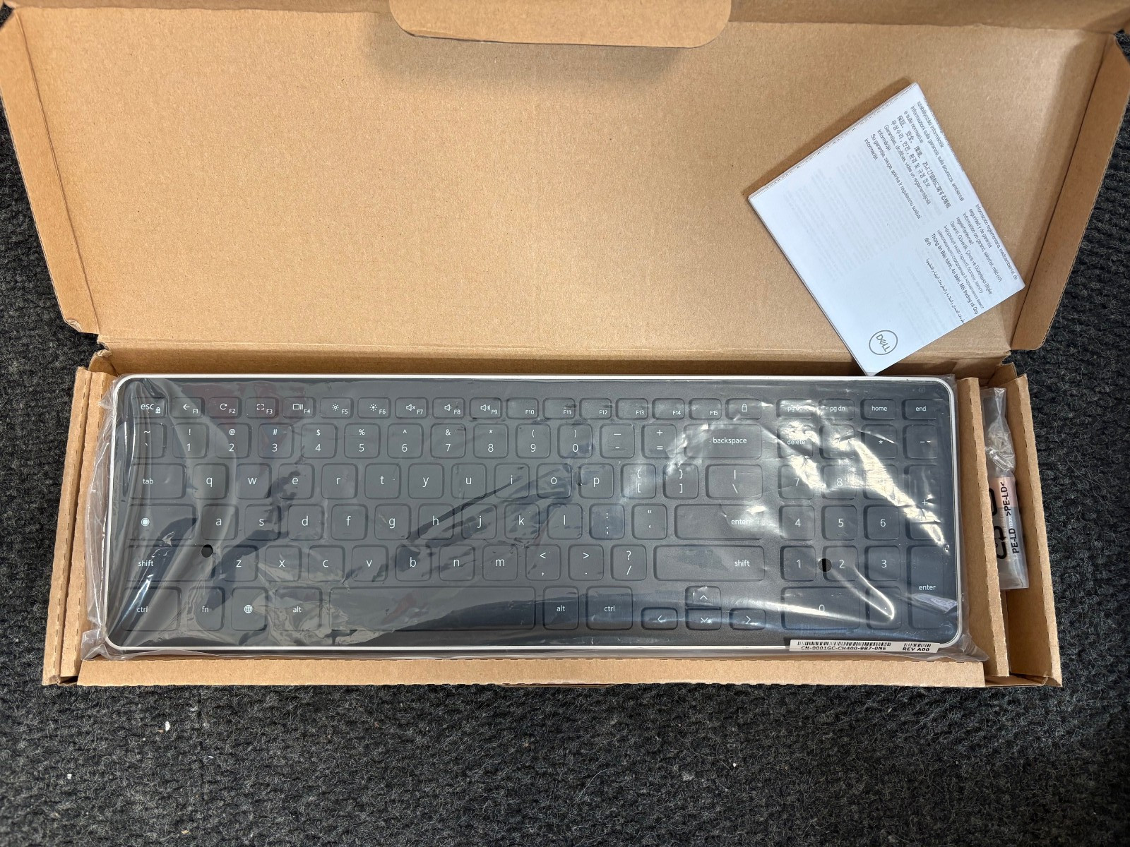 New / SEALED - Dell Wireless Keyboard KB5220W-C-BK-US - 0001GC - W/ USB Dongle