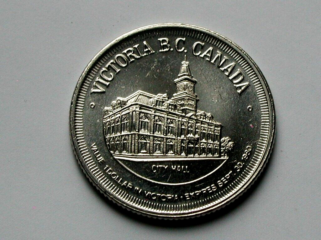Victoria BC CANADA 1980 Trade DOLLAR Token with Historic City Hall Building