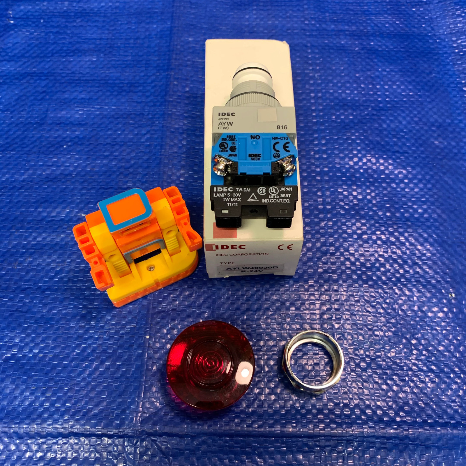 Idec AYLW49920 R-24V Push Button, Red Knob (Open Box)