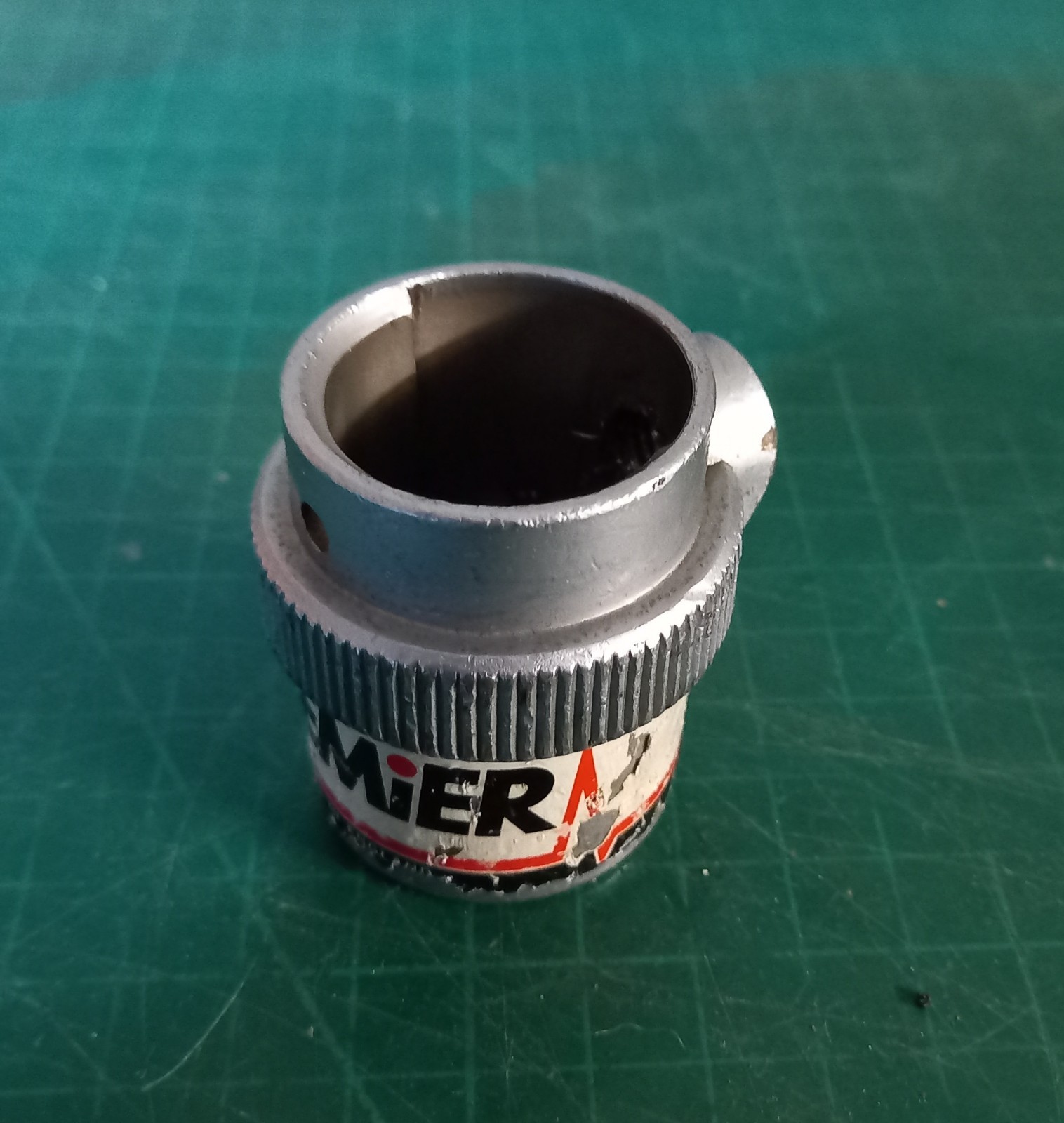 90's Premier hardware, stand (bottom tube) collar casting