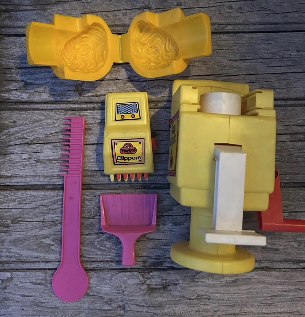 Play Doh Fuzzy Pumper Barber Accessories Clippers Chair Comb Hair 1977