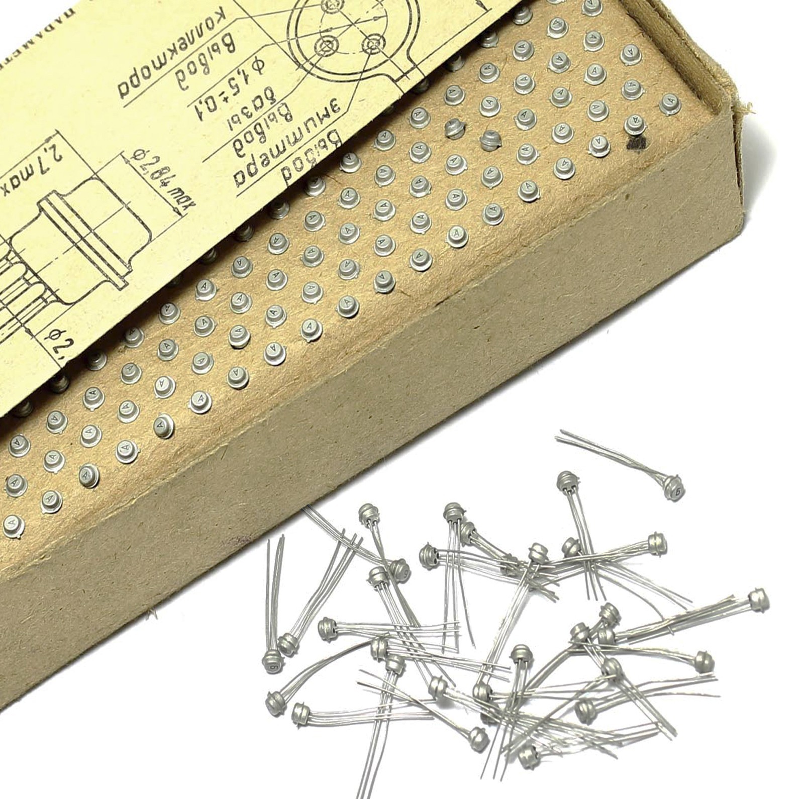 20pcs Germanium Transistor PNP GT109B (2N105 2N77) - Fuzz Face Guitar - USSR