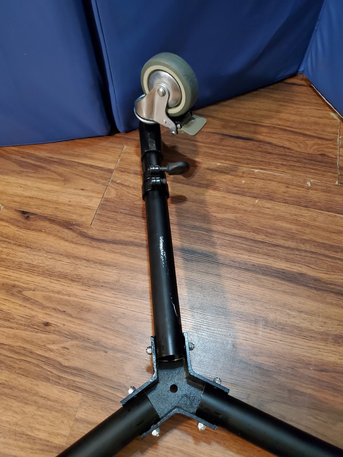 Davis & Sanford W4 Tripod Dolly PLZ READ
