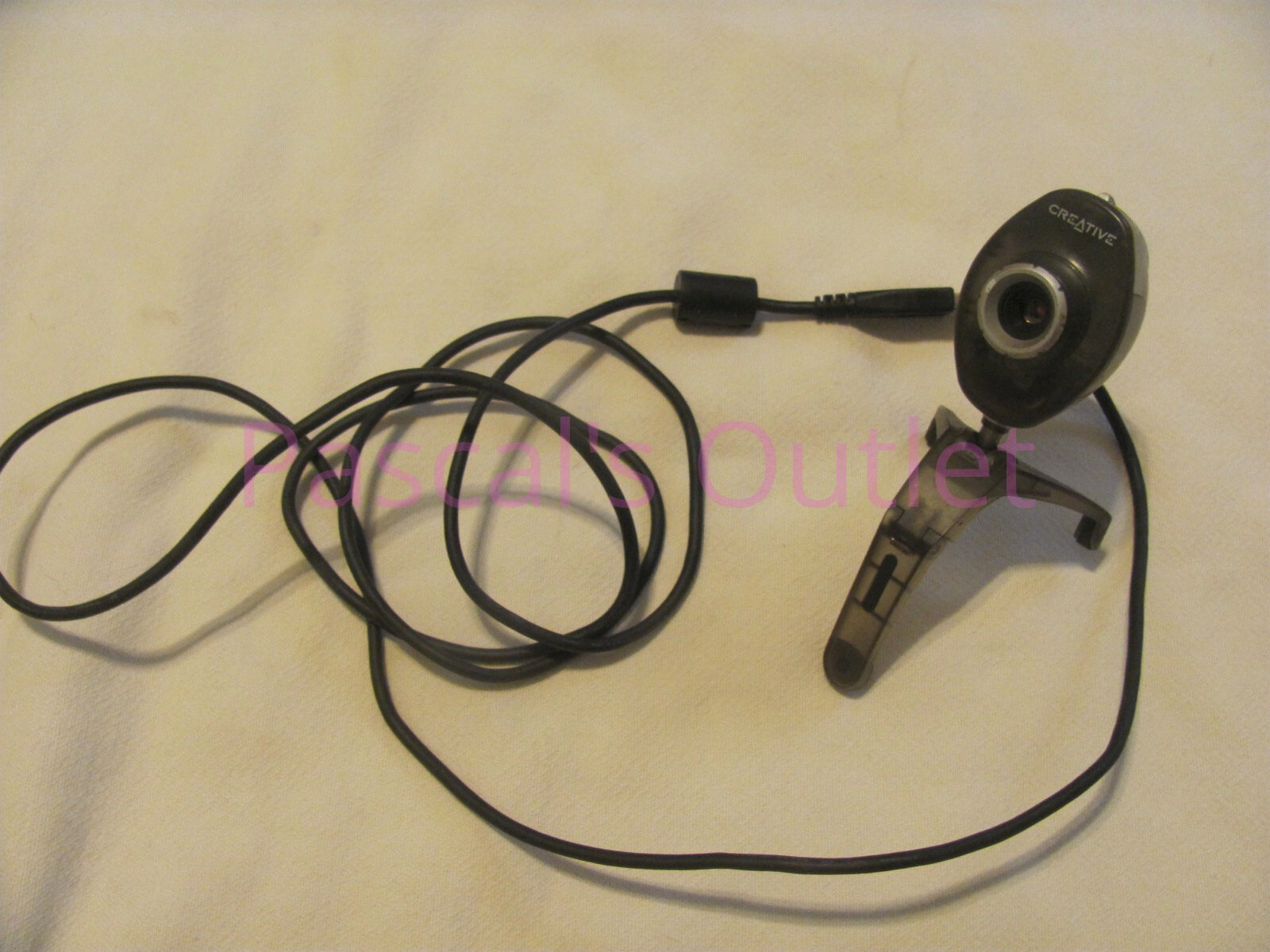 Creative Labs N10225 USB 2.0 Corded Webcam PD1130 w. Clip (Older Windows System)