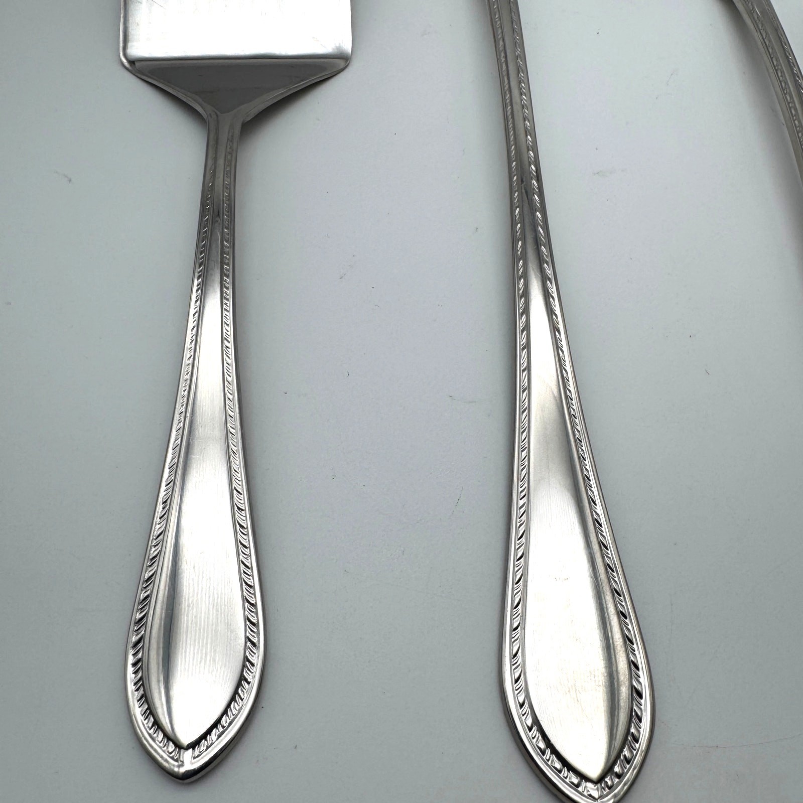 4 Reed & Barton Tradition Tanglewood Pierced Serving Spoon Shell Lasagna Server