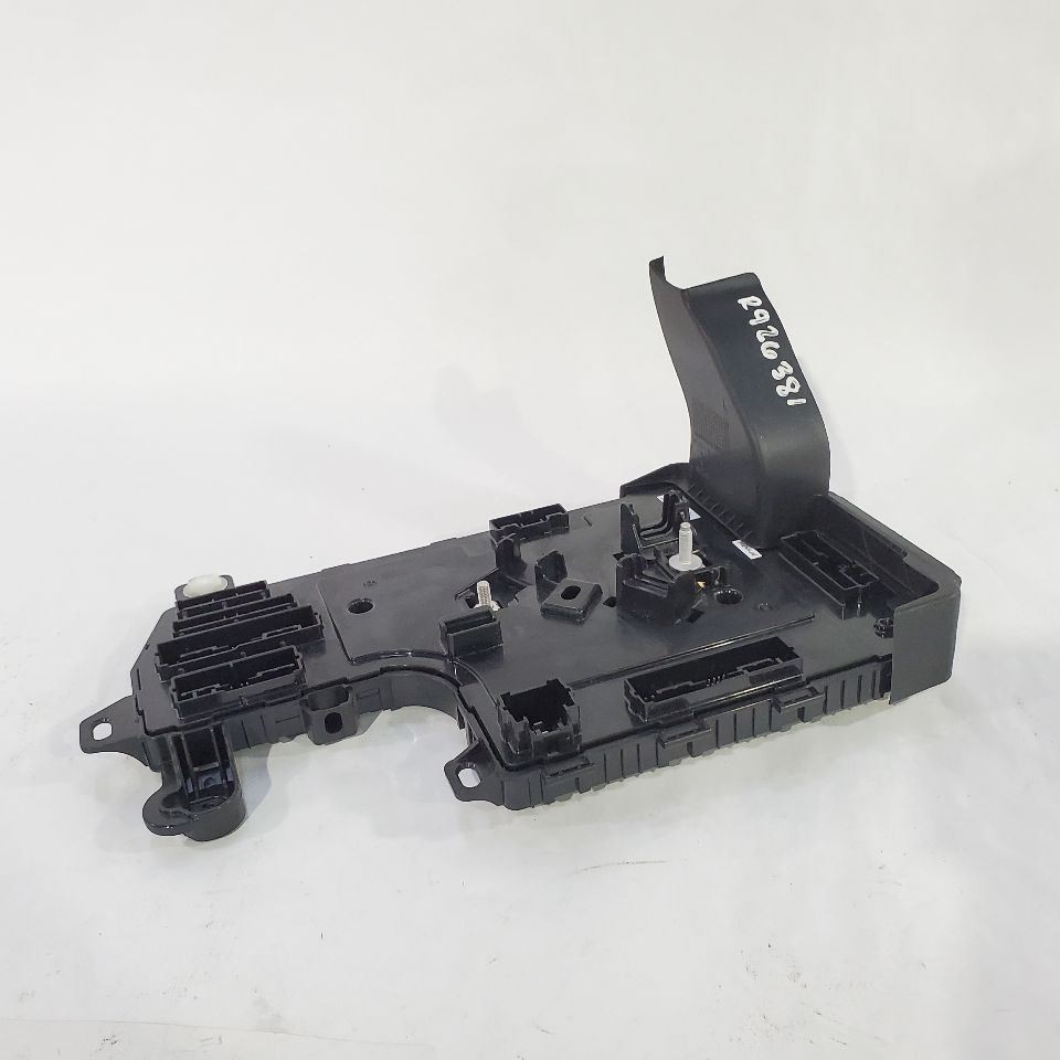 2020 Tesla Model 3 OEM Front Right Low Voltage BCM Control Module 1100340