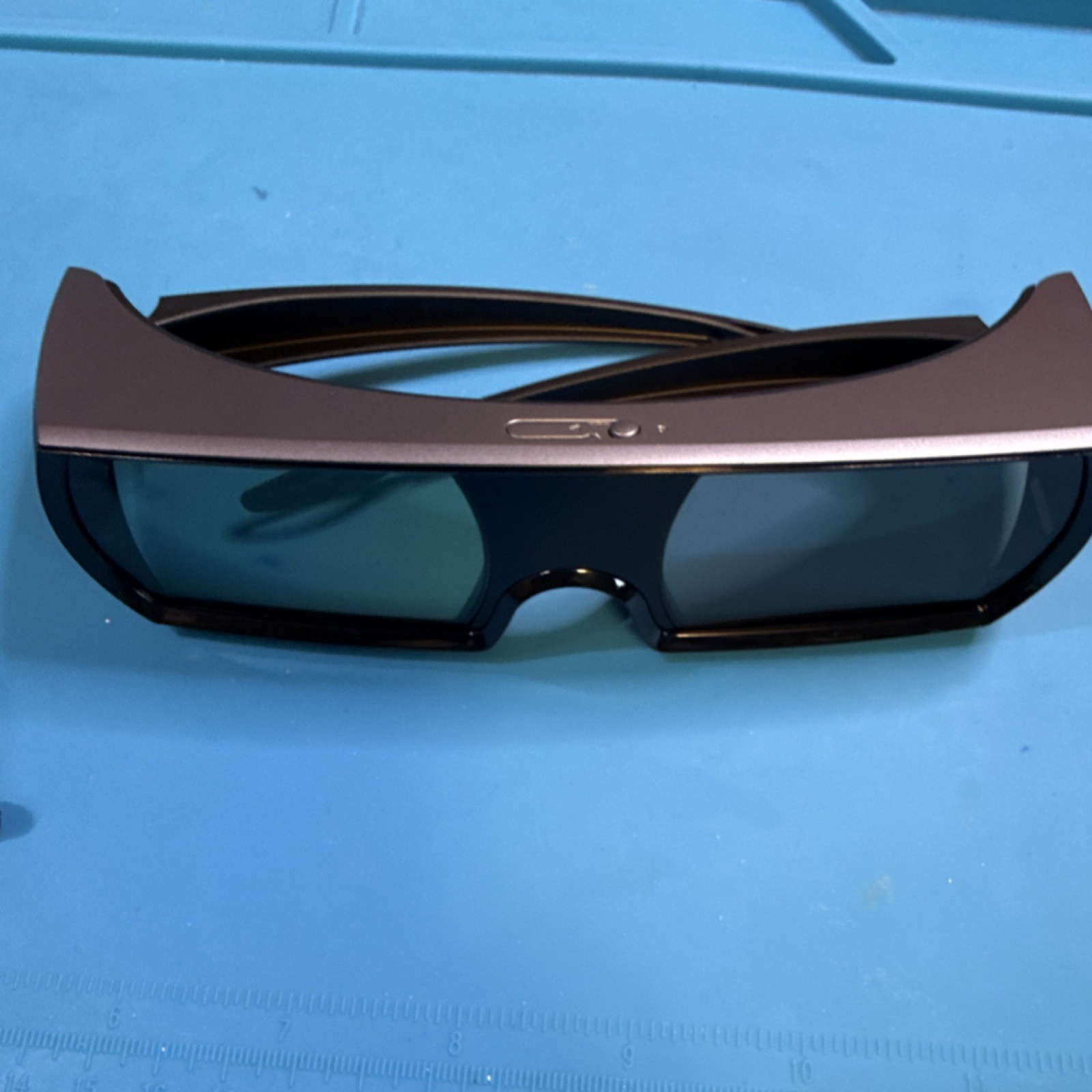 Sony 3D Glasses for PlayStation, Black with PlayStation Pouch