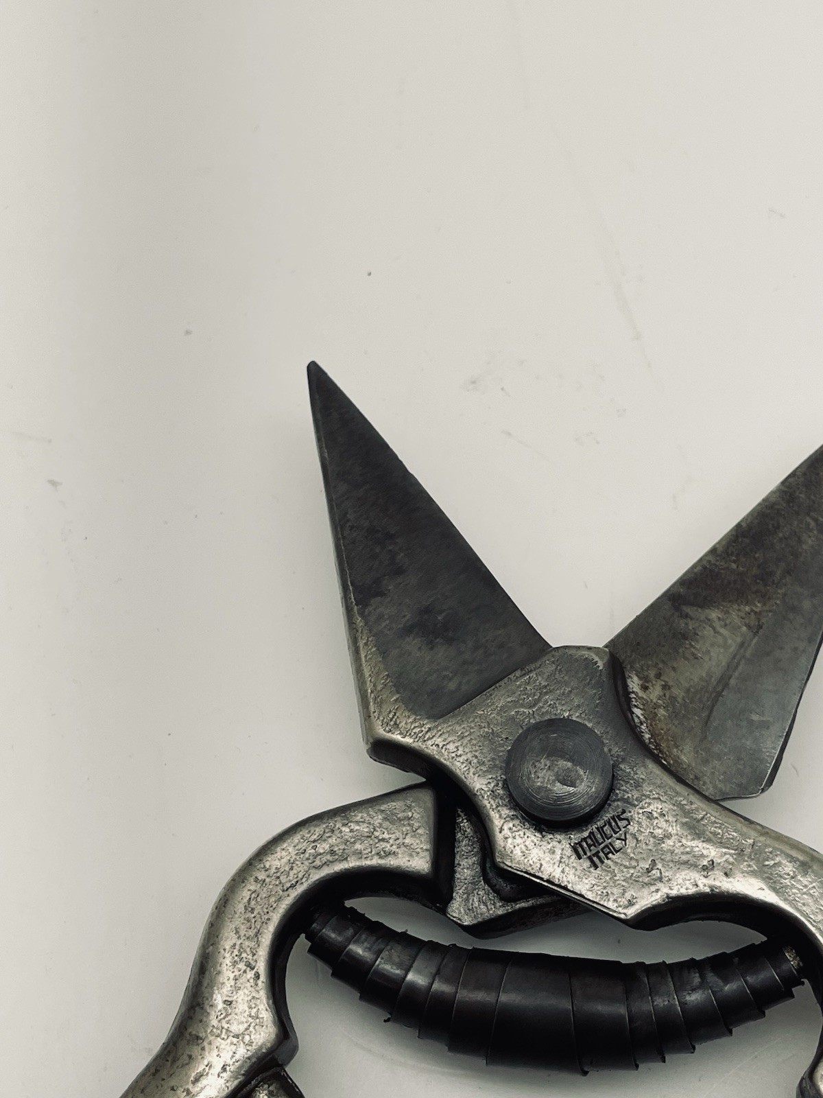 Vintage Italian Pruning Shears 9”