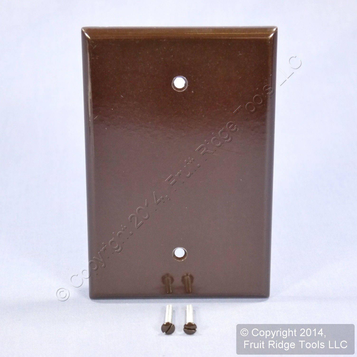Leviton 85114 Brown 1-Gang Blank Plastic Oversize Wallplate Cover Box Mount