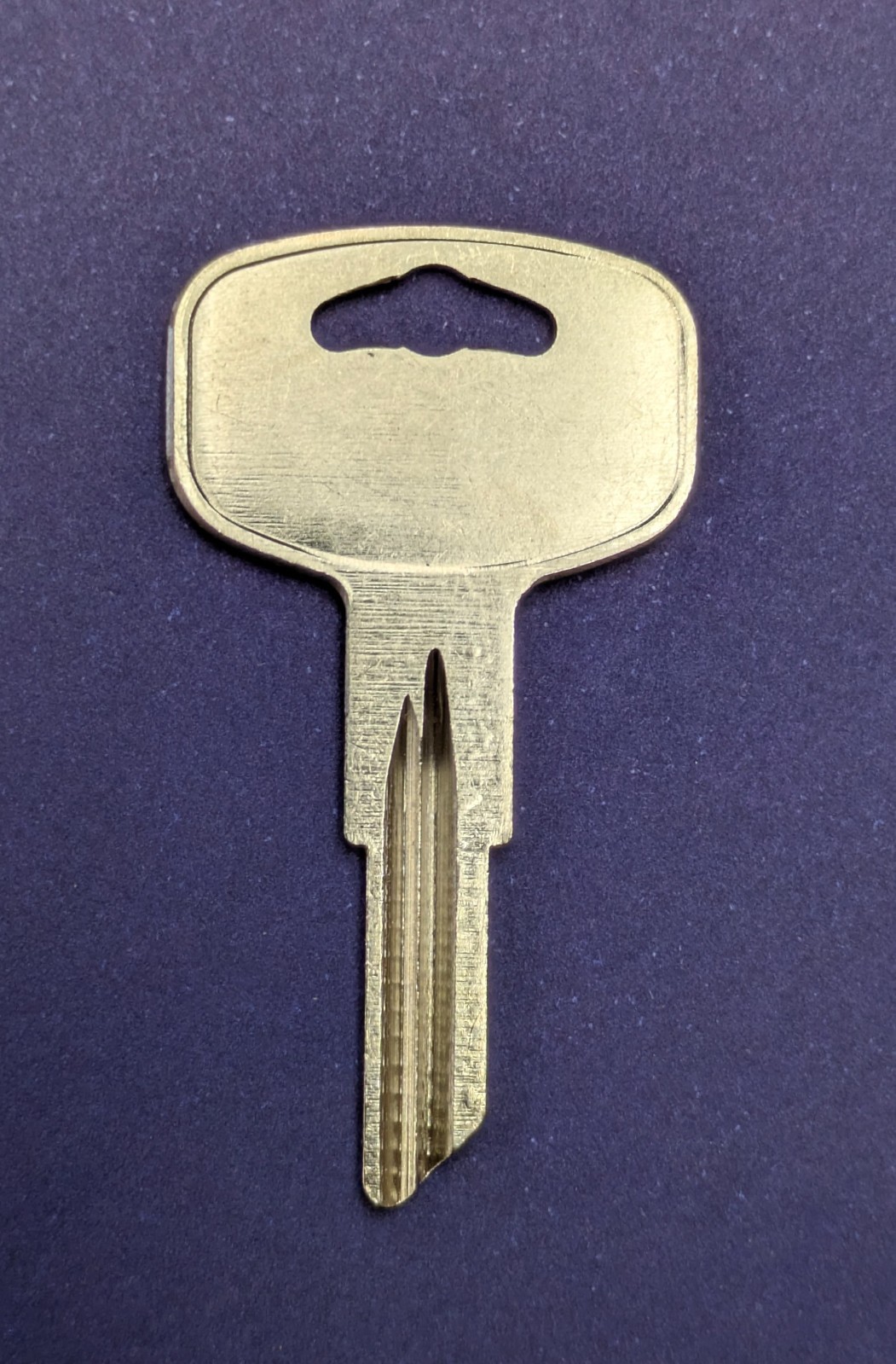 1098PB Uncut SINGLE UNCUT KEY Ilco PETERBUILT Made in USA