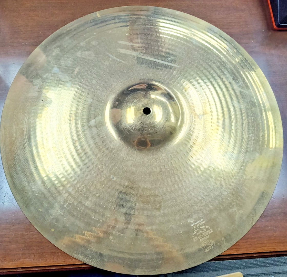 VINTAGE ZILDJIAN 20" HEAVY RIDE CYMBAL, 2650 grams