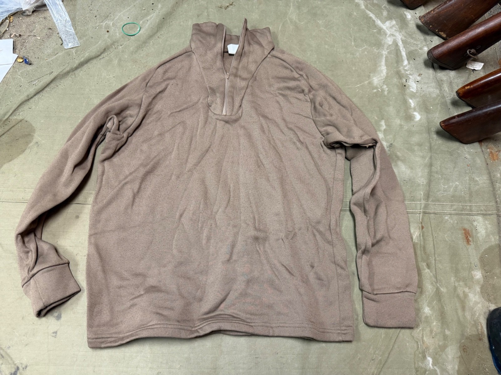 ORIGINAL DESERT STORM  US ARMY COLD WEATHER UNDERSHIRT-XLARGE, 1990