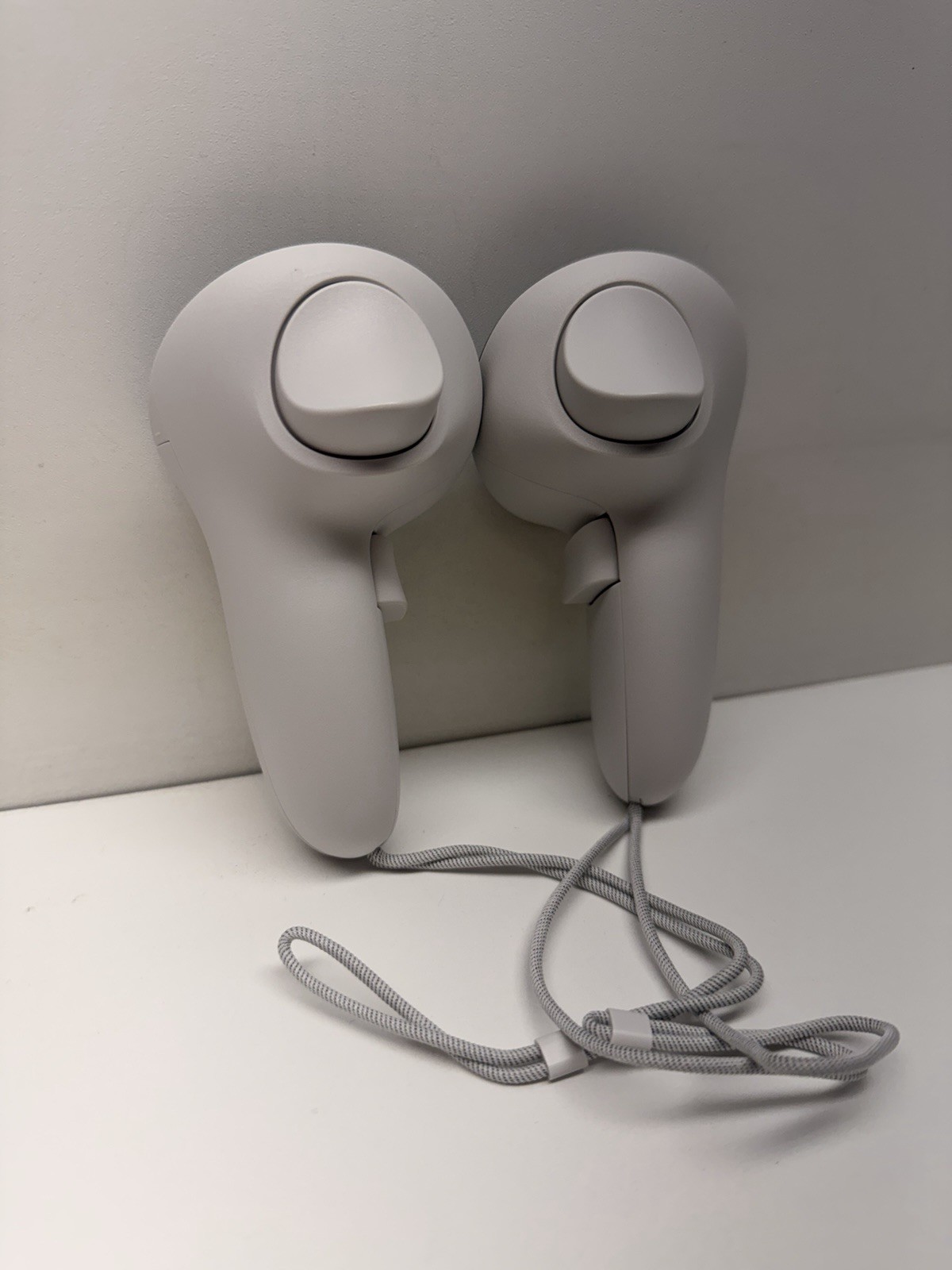 Meta Quest 3/3s Controllers Left and Right Pair (MINT Condition) Free Shipping