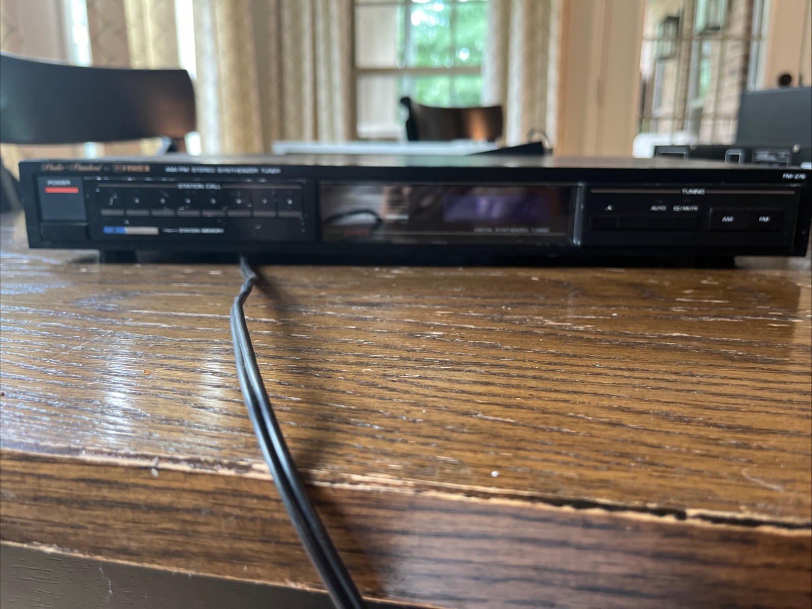 Fisher Studio Standard FM-273 AM/FM Stereo Synthesizer Tuner (1980s) – Working