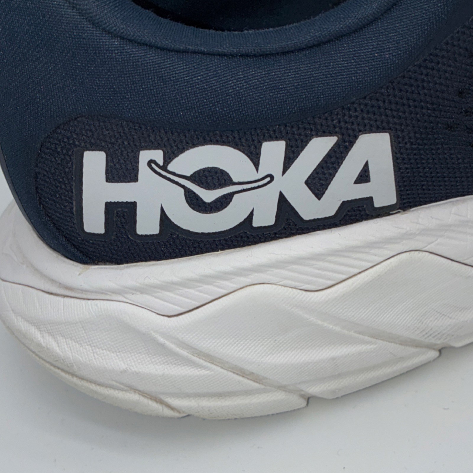 Hoka One One Arahi 7 Men's Running Shoes Navy White Mesh Lightweight Size 10.5