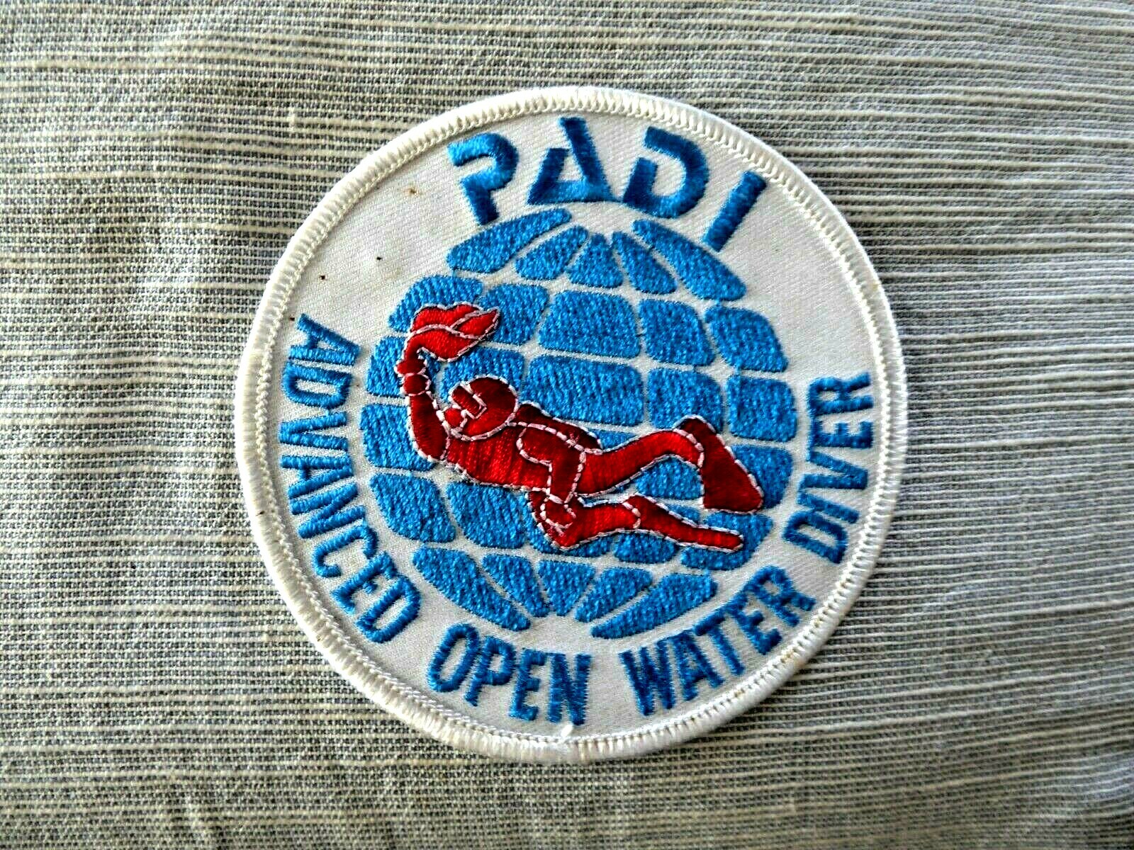 VINTAGE WOVEN PATCH PADI ADVANCED OPEN WATER DIVER