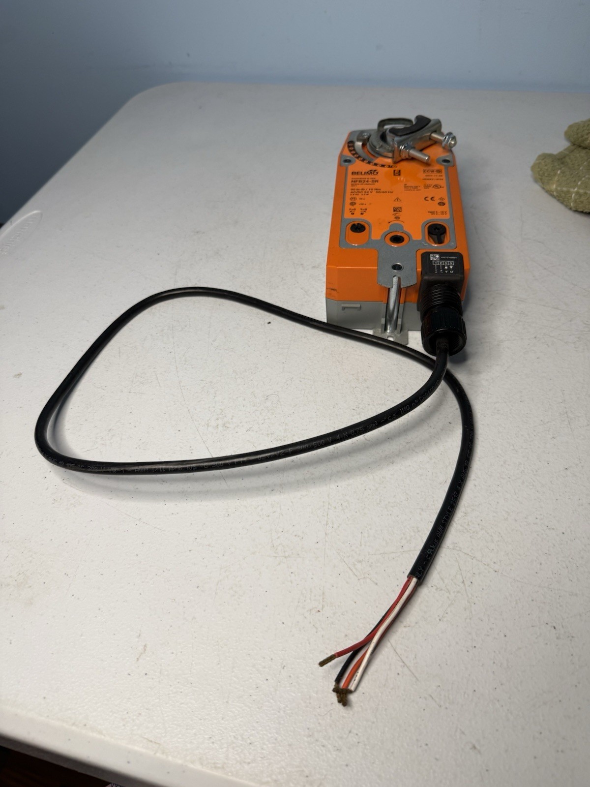 Belimo NFB24-SR Spring Return Damper Actuator 24V 90 in-lb Modulating Used