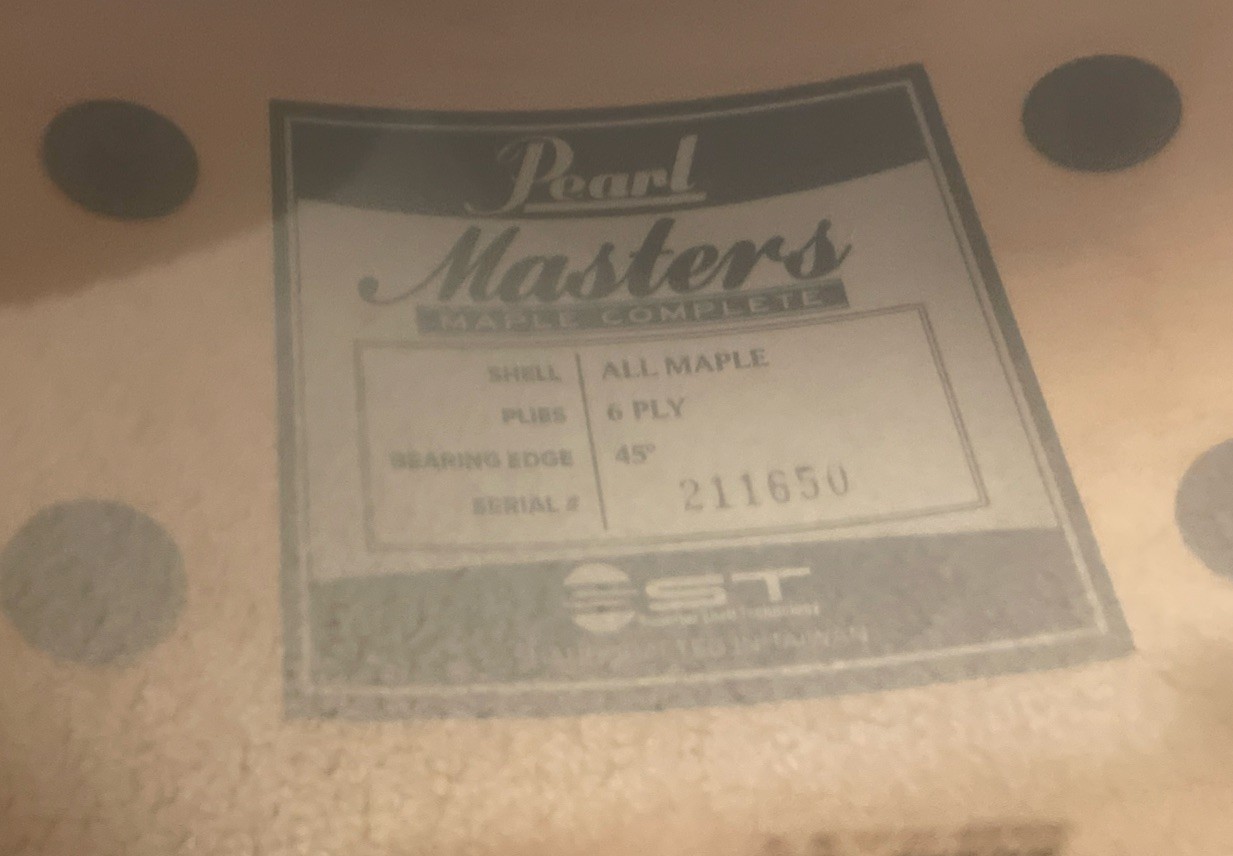 Pearl Masters Maple Complete 5.5x14 Snare Drum