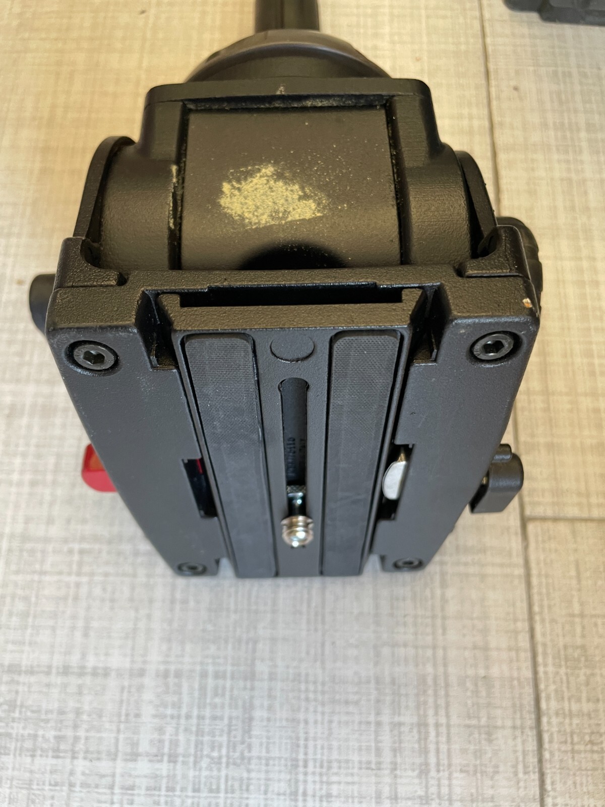 Used Manfrotto 516 Pro Fluid Head BROADCAST CAMERA