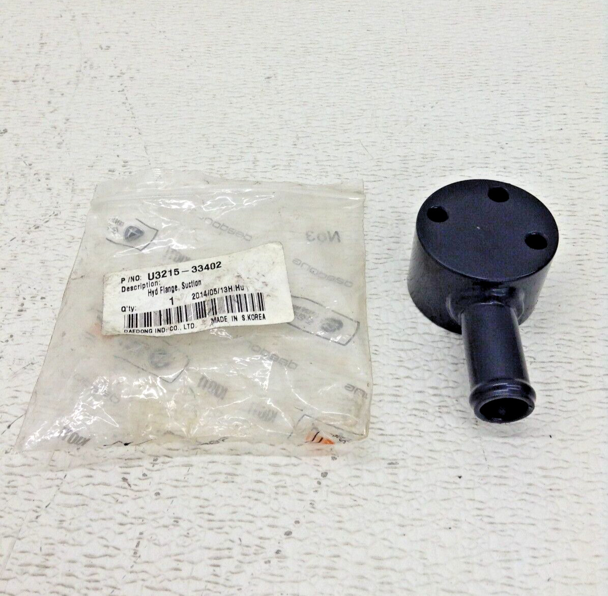 Daedong Kioti U3215-33402 Suction Hyd Flange U321533402 U3215 New (TSC)