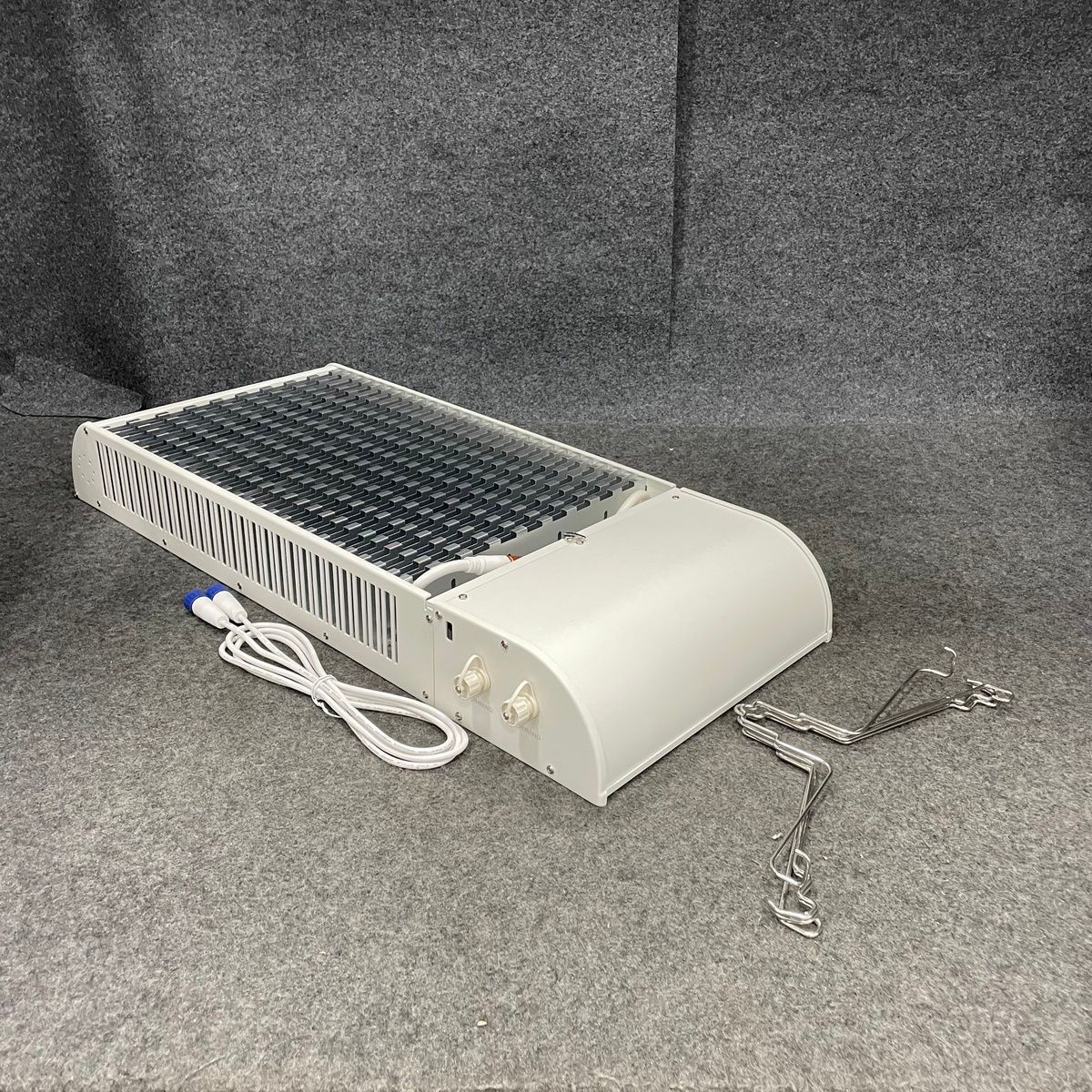 ENLITEHORTI 10800000028 Greenhouse LED Grow Light 840W, 200-277 VAC*